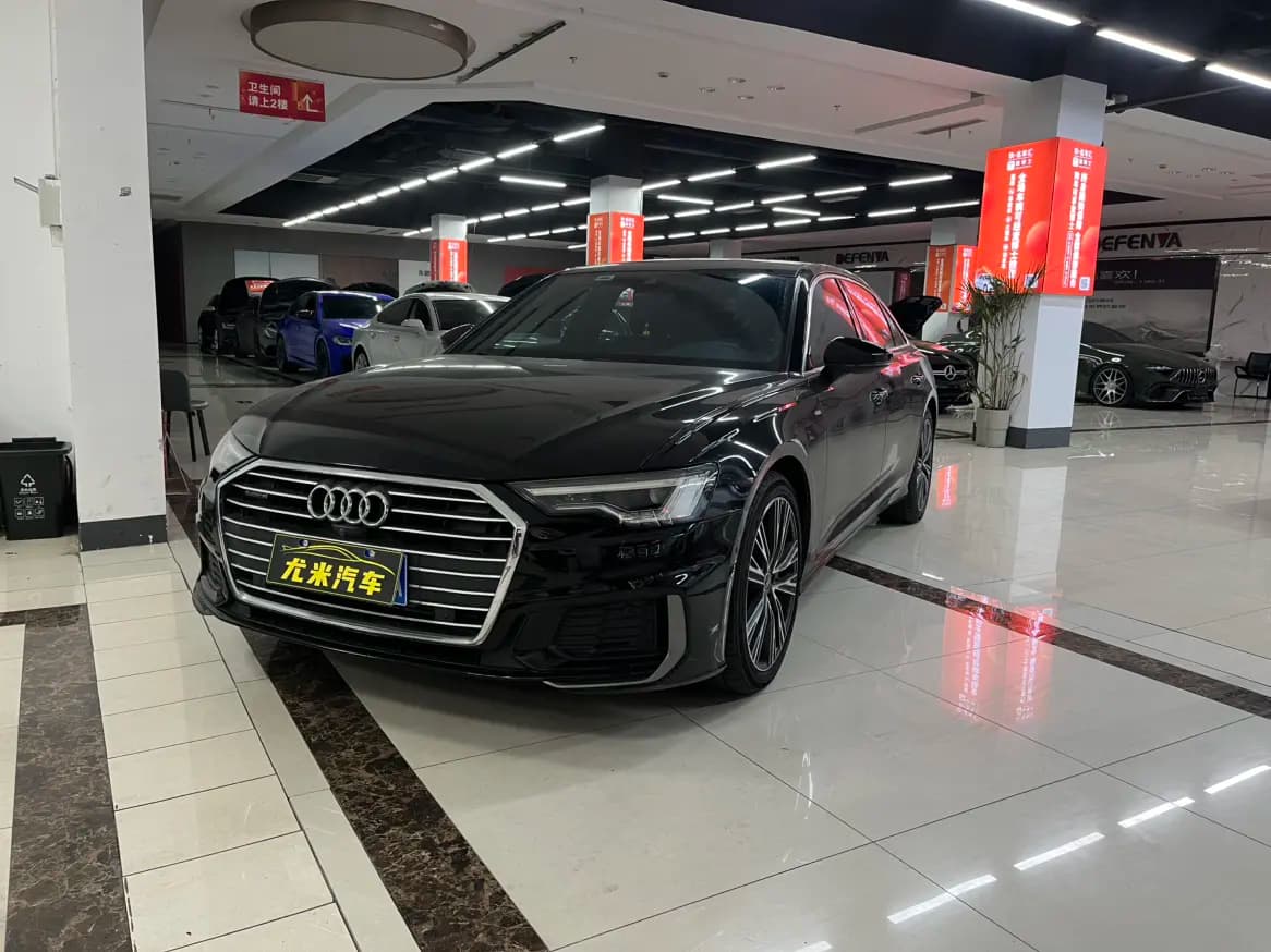 Audi A6L 2022 г. 51124 км.