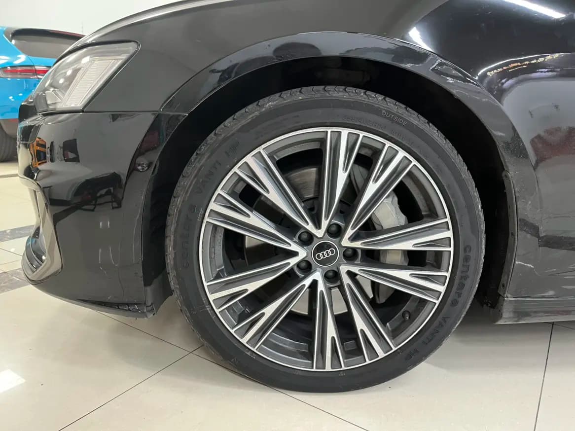 Audi A6L 2022 г. 51124 км. — фото 9