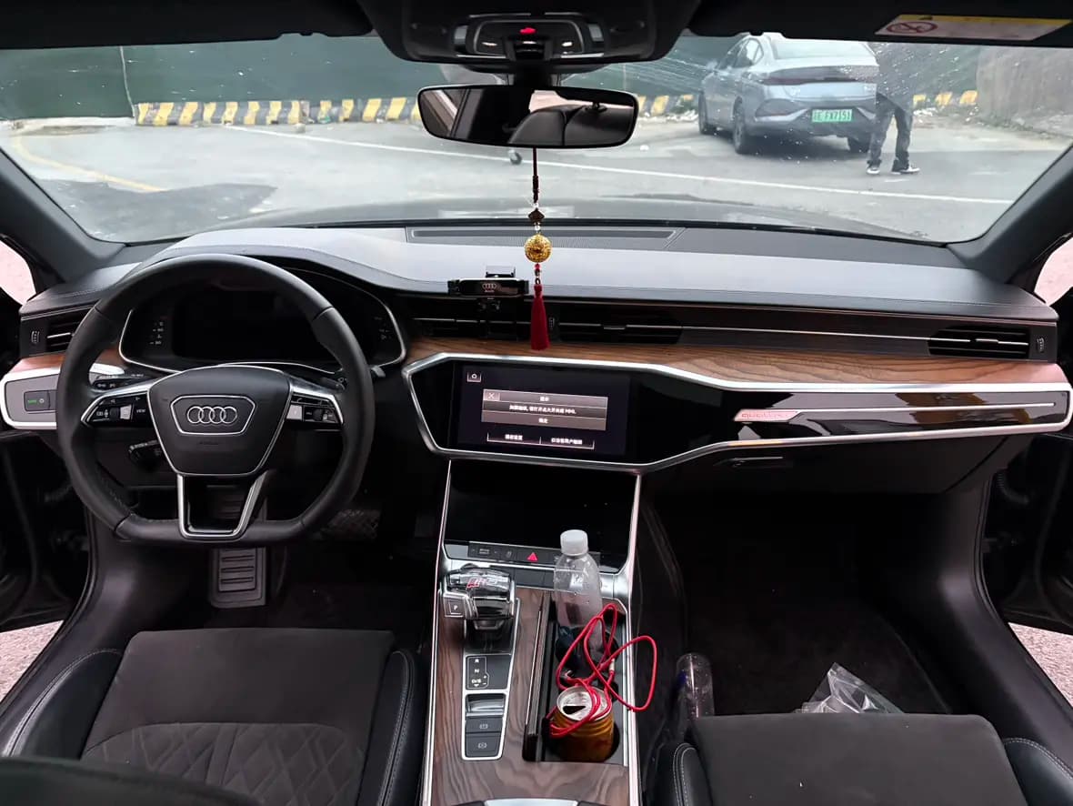 Audi A6L 2022 г. 50122 км. — фото 8
