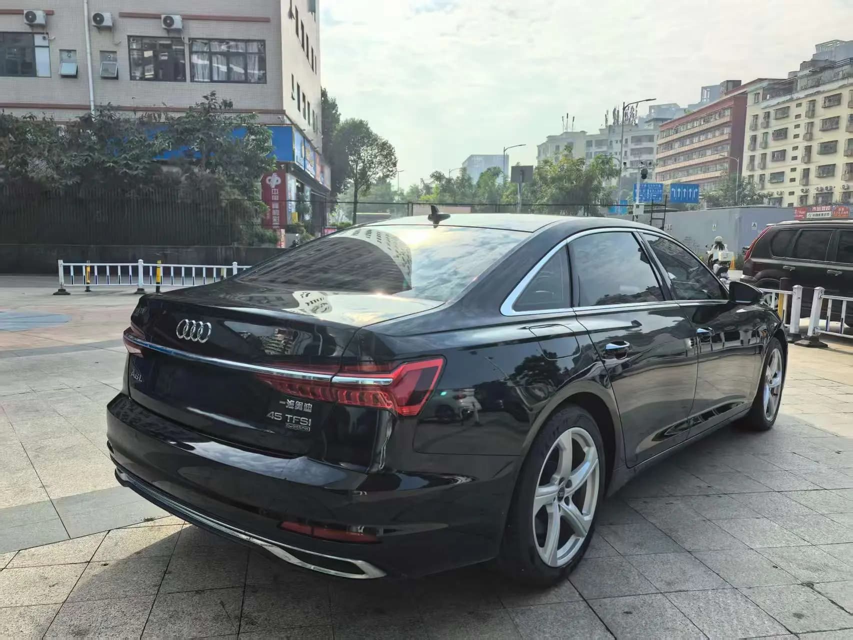 Audi A6L 2023 г. 51316 км. — фото 4