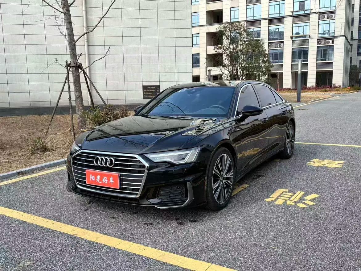 Audi A6L 2021 г. 90095 км.