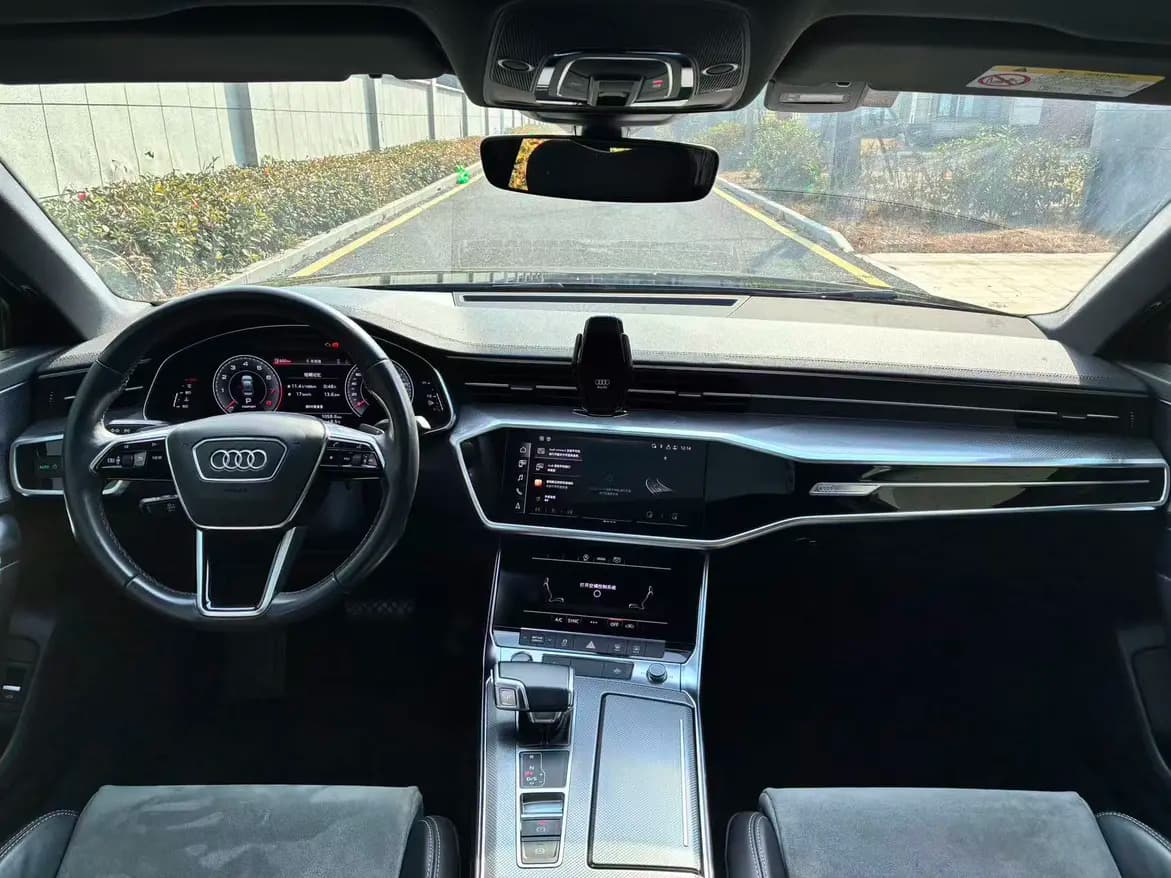 Audi A6L 2021 г. 90095 км. — фото 7