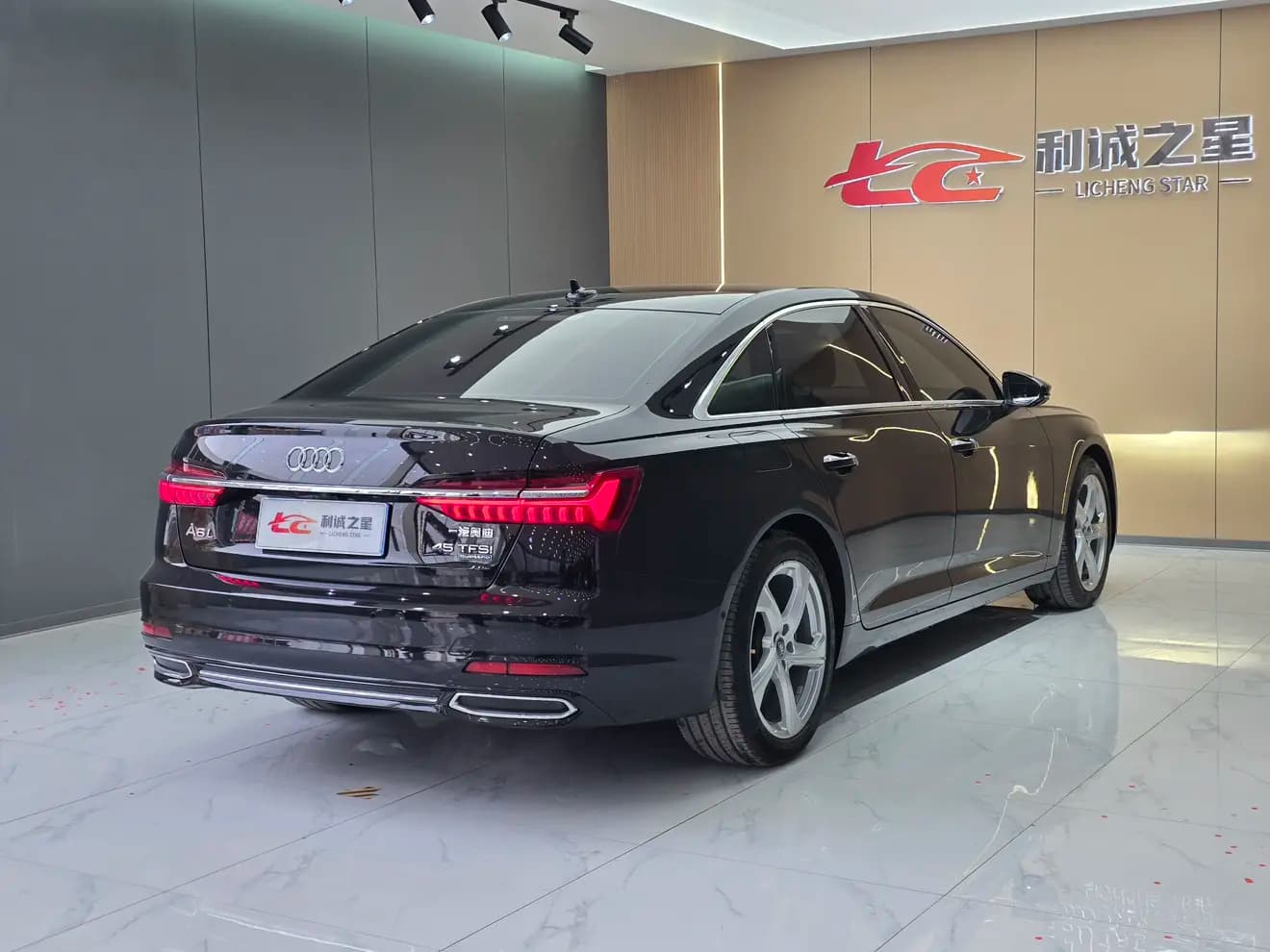 Audi A6L 2021 г. 64121 км. — фото 6
