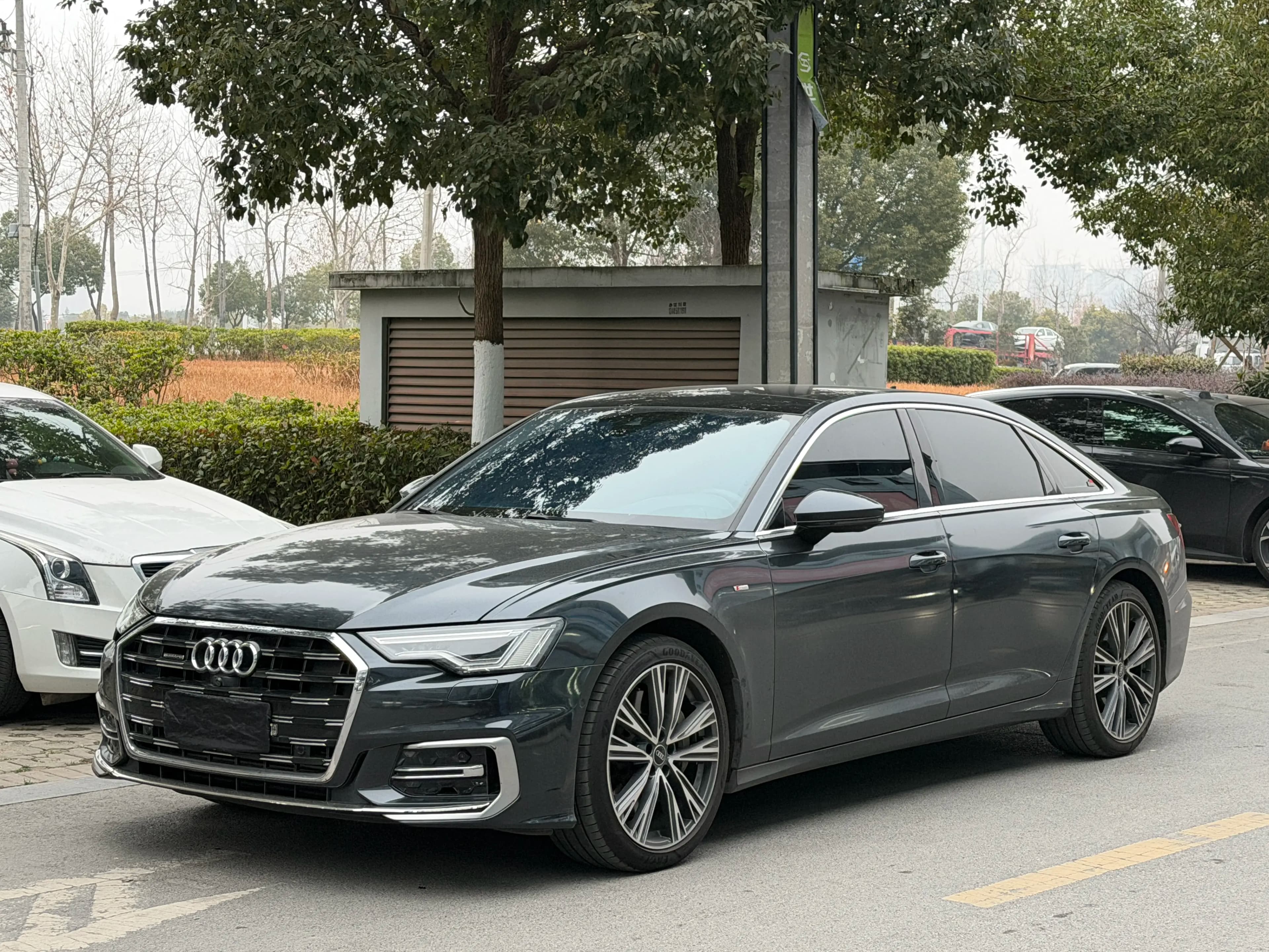 Audi A6L 2024 г. 20120 км.