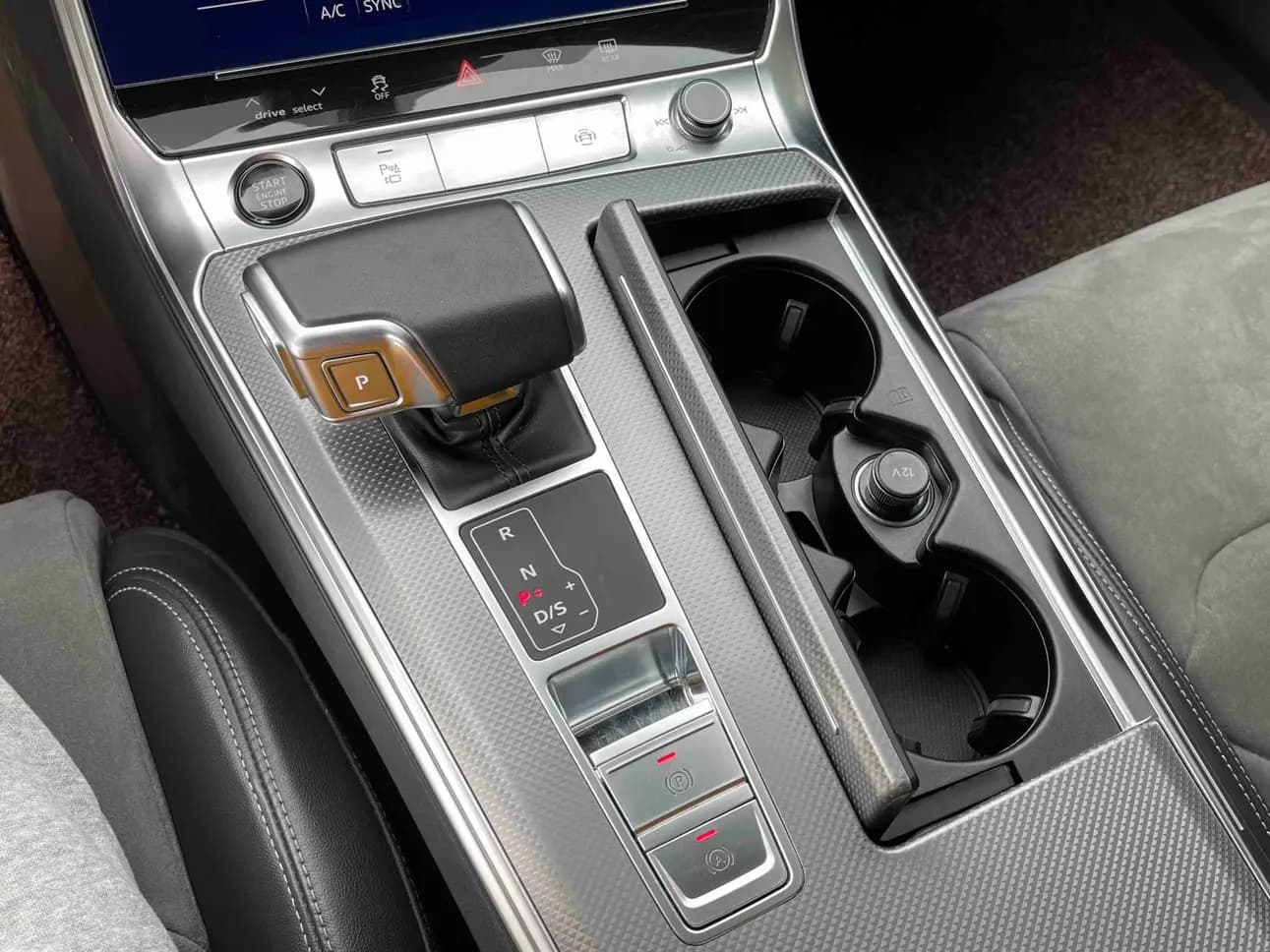 Audi A6L 2025 г. 35019 км. — фото 6