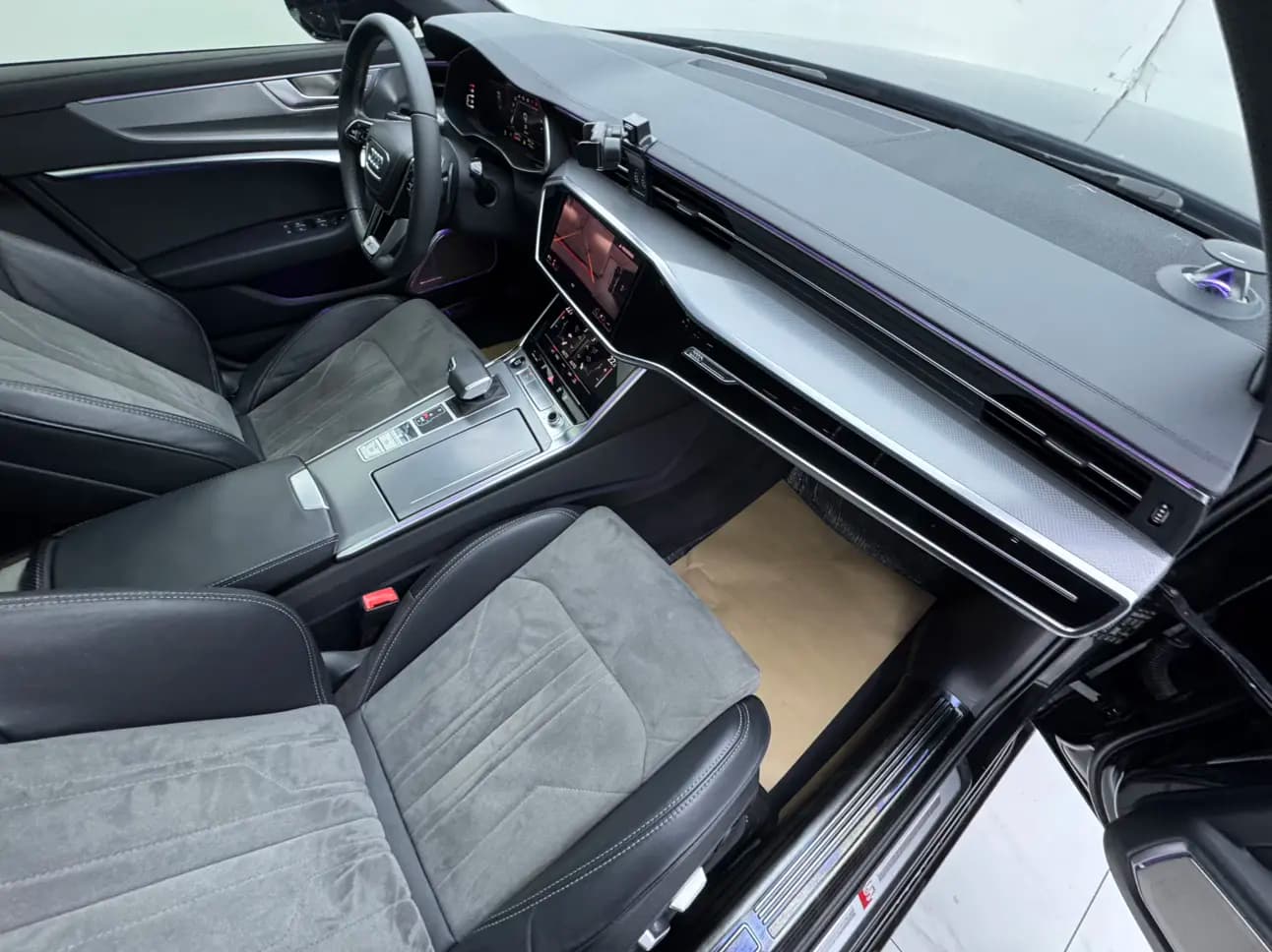 Audi A6L 2024 г. 55020 км. — фото 5
