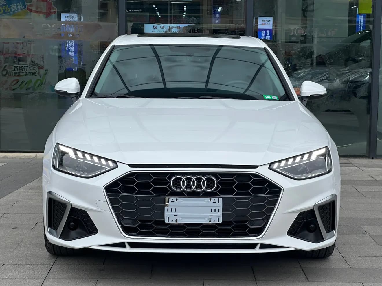 Audi A4L 2021 г. 47054 км. — фото 2