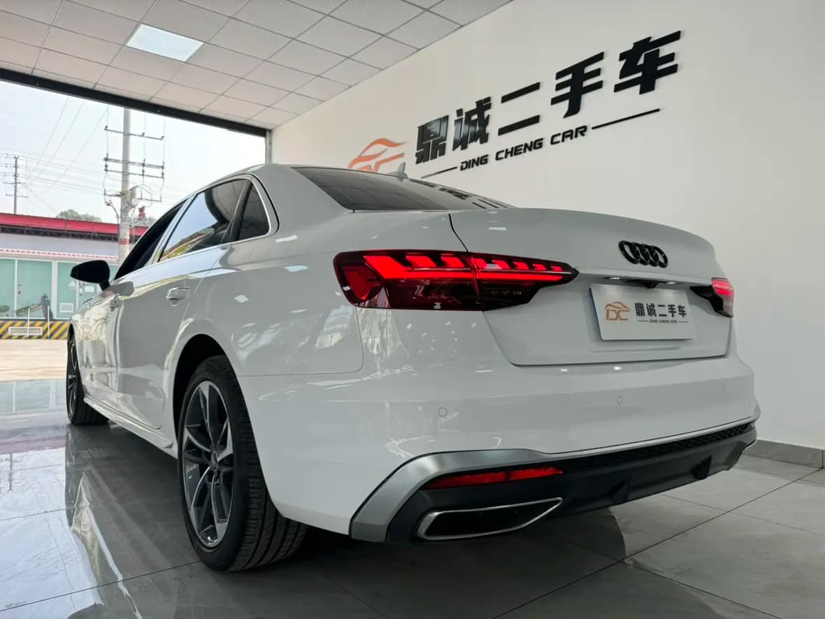 Audi A4L 2024 г. 21060 км. — фото 4