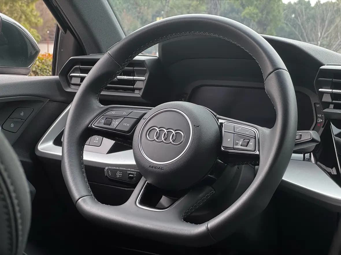 Audi A3 2023 г. 34082 км. — фото 11