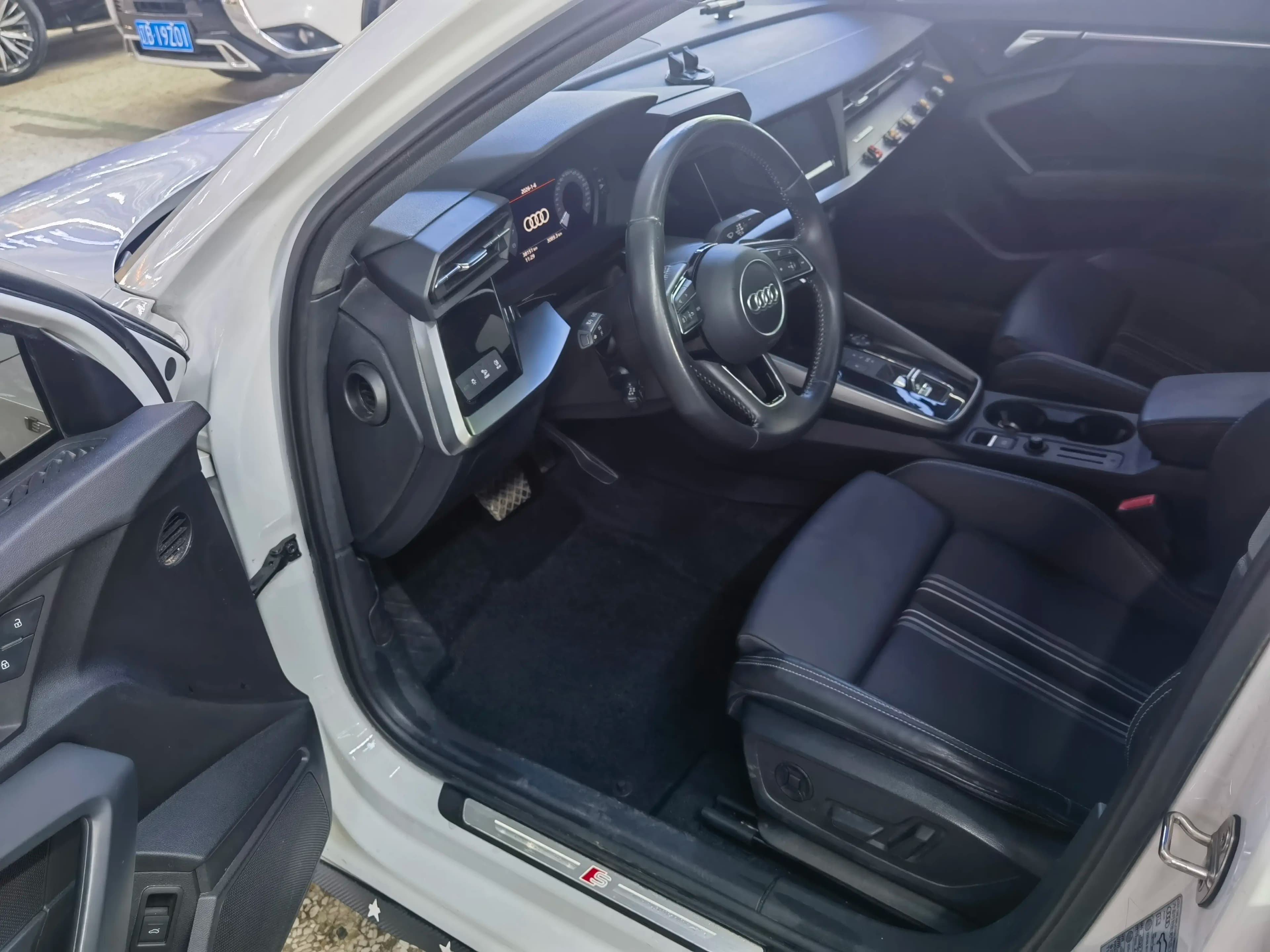 Audi A3 2021 г. 37083 км. — фото 11