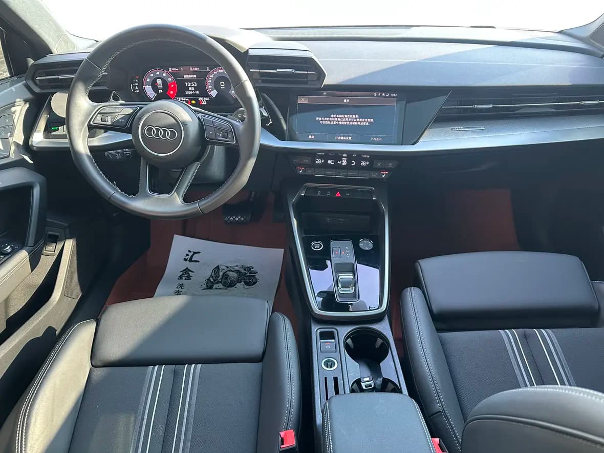 Audi A3 2023 г. 17084 км. — фото 9