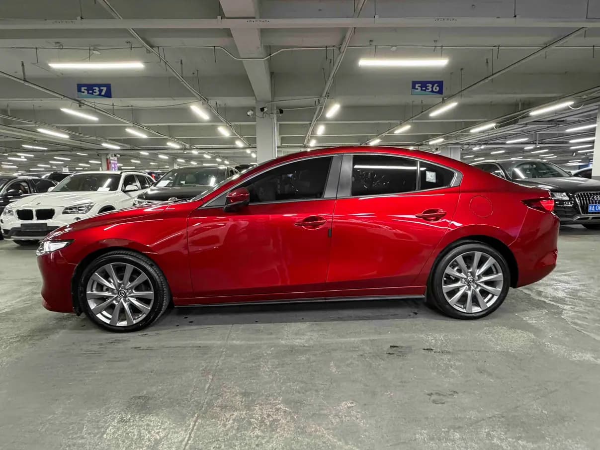 Mazda Axela 2021 г. 6987 км. — фото 3