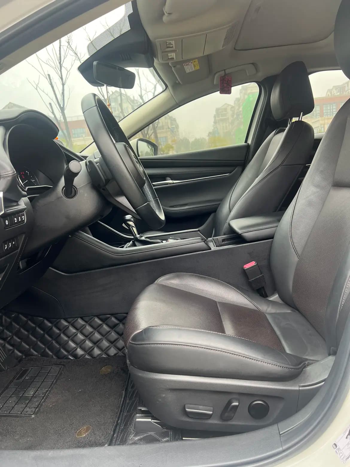 Mazda Axela 2021 г. 39088 км. — фото 9
