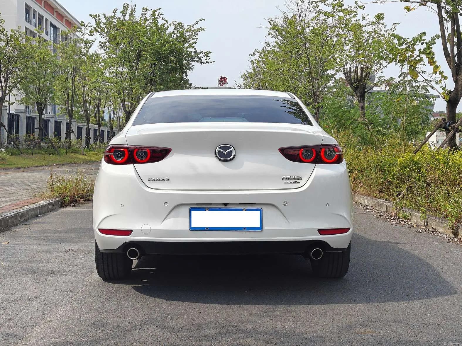 Mazda Axela 2022 г. 27700 км. — фото 6