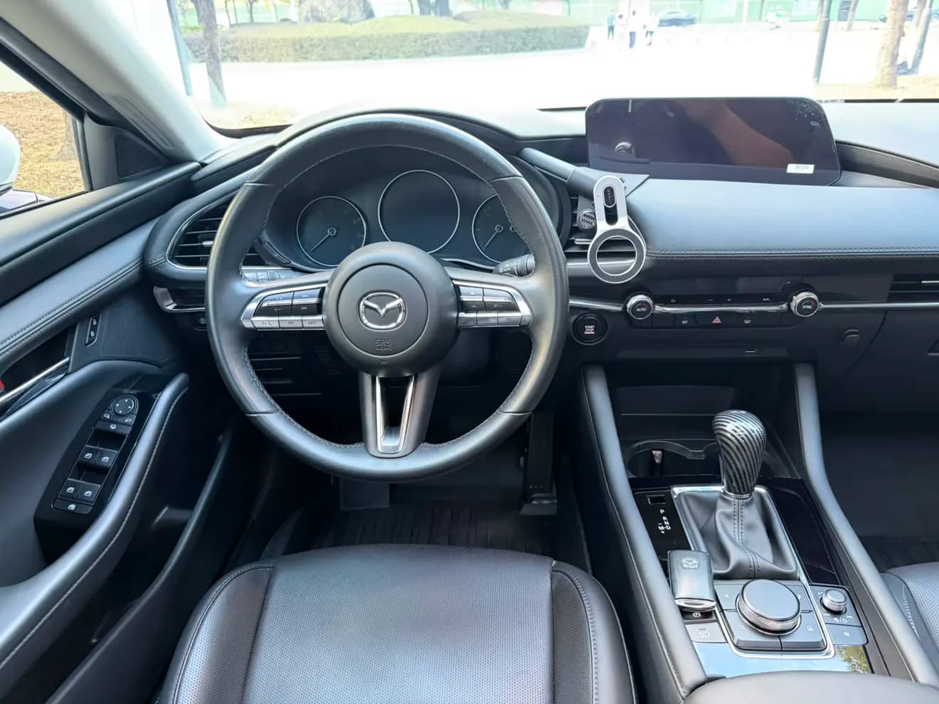 Mazda Axela 2023 г. 40000 км. — фото 12
