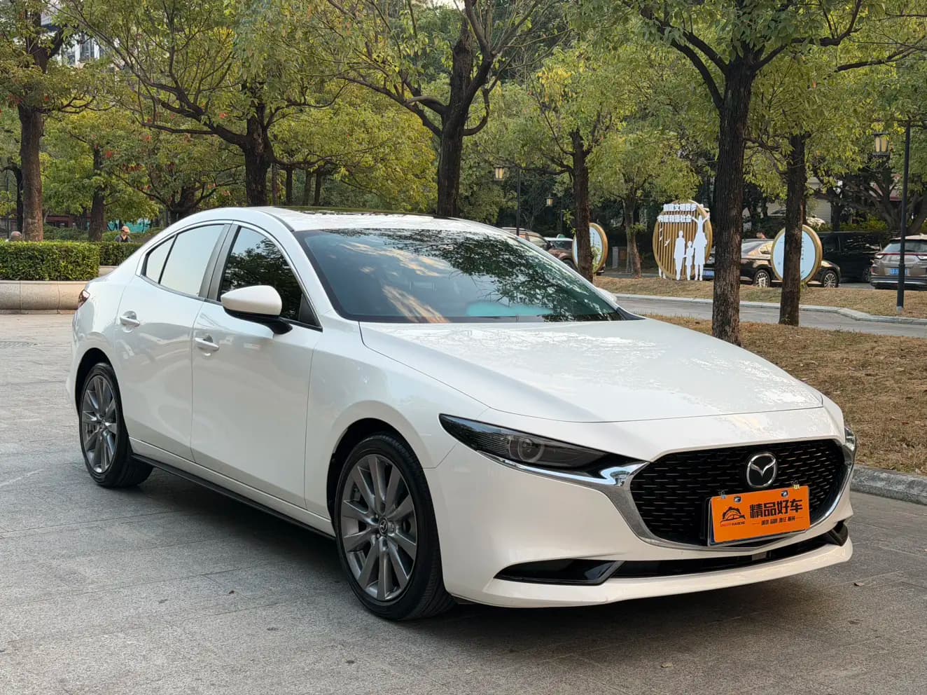 Mazda Axela 2023 г. 40000 км. — фото 3