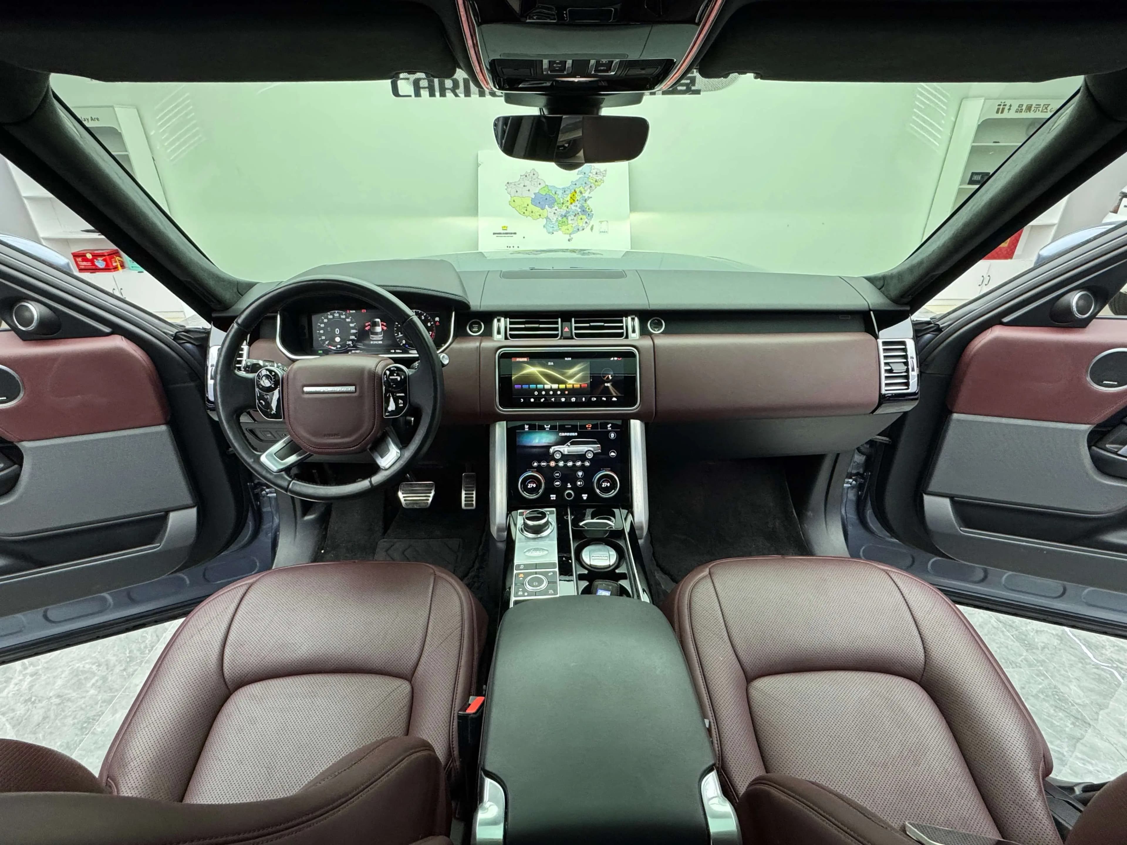 Land Rover Range rover 2021 г. 61408 км. — фото 13