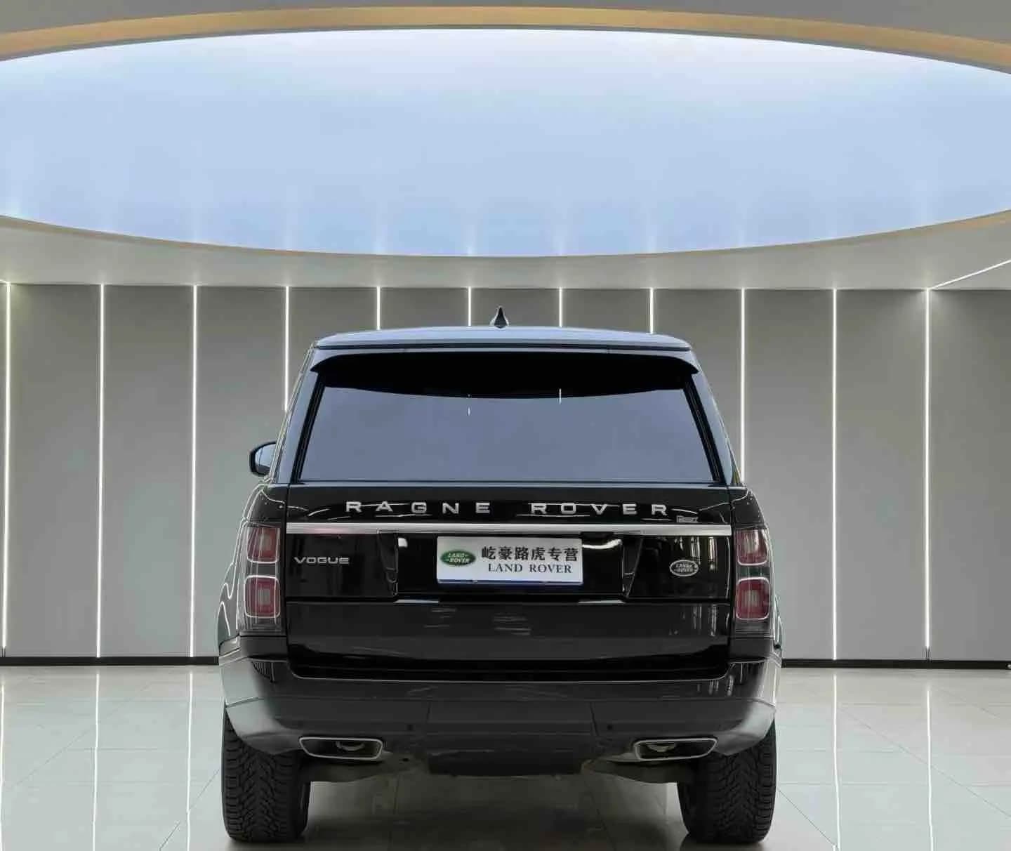 Land Rover Range rover 2021 г. 150009 км. — фото 5