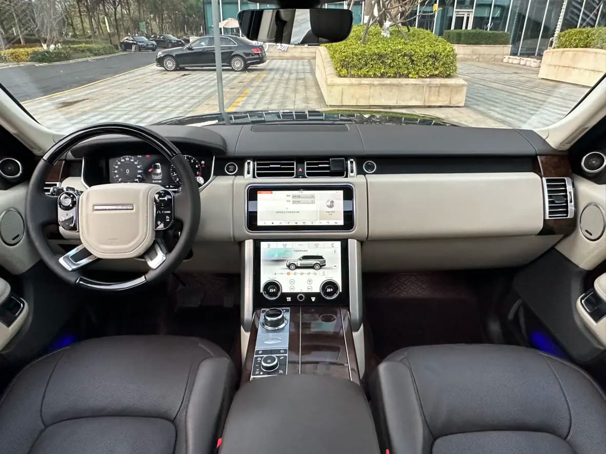 Land Rover Range rover 2021 г. 49012 км. — фото 15