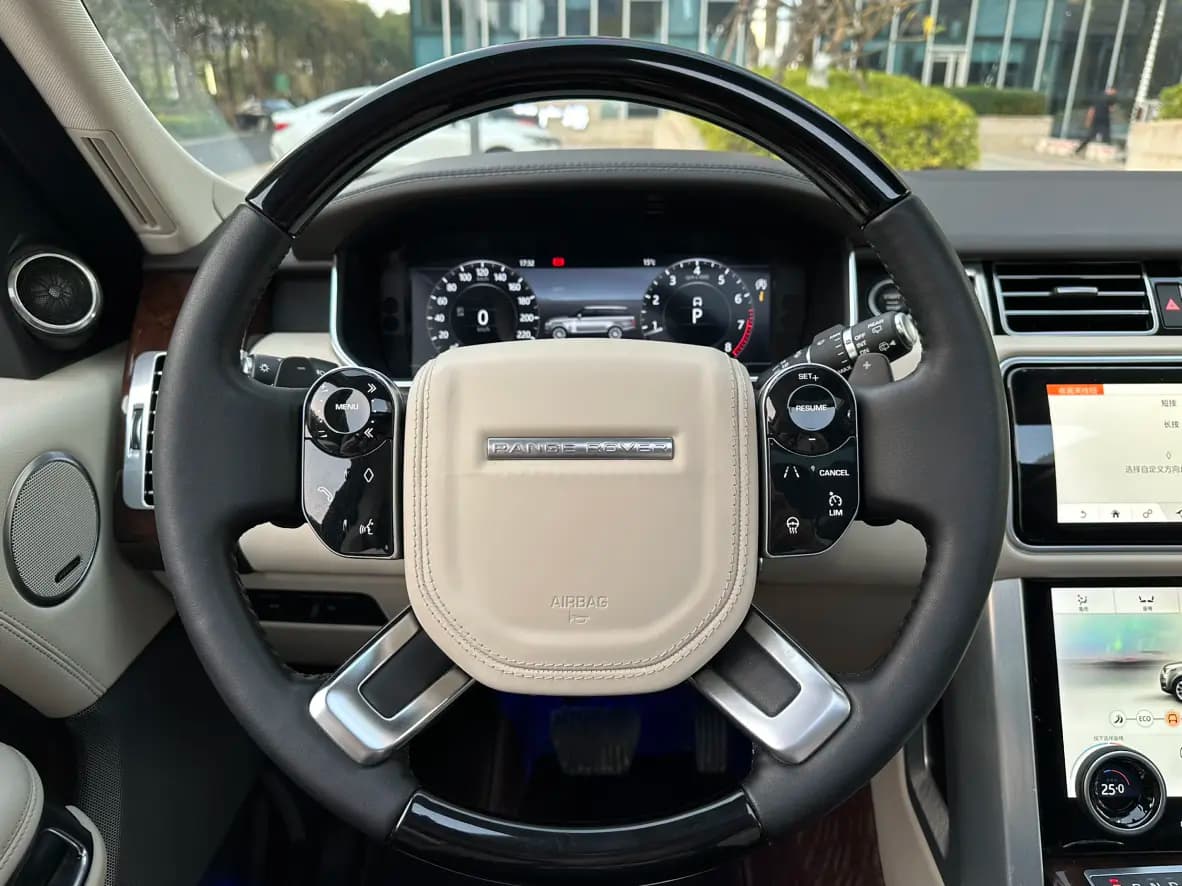 Land Rover Range rover 2021 г. 49012 км. — фото 16