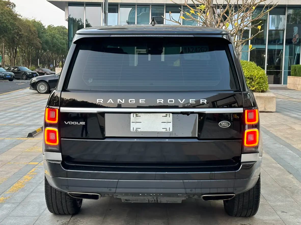 Land Rover Range rover 2021 г. 49012 км. — фото 5