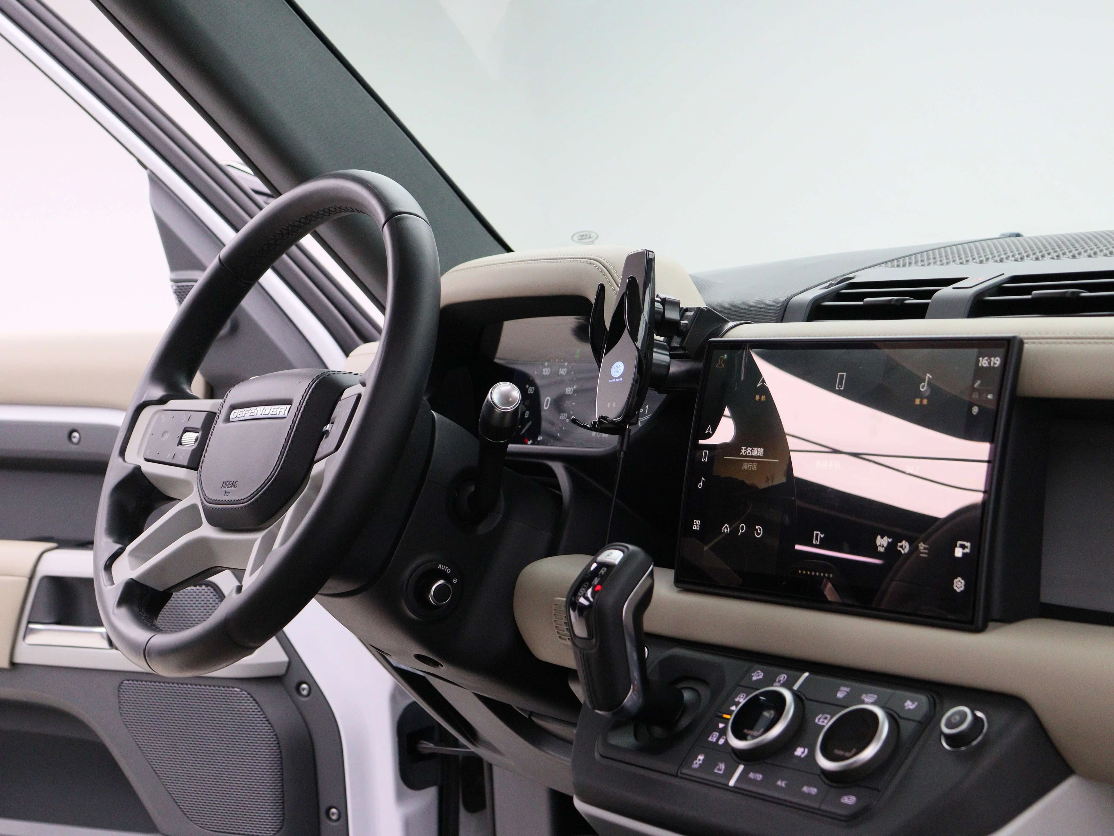 Land Rover Guard 2022 г. 51201 км. — фото 15