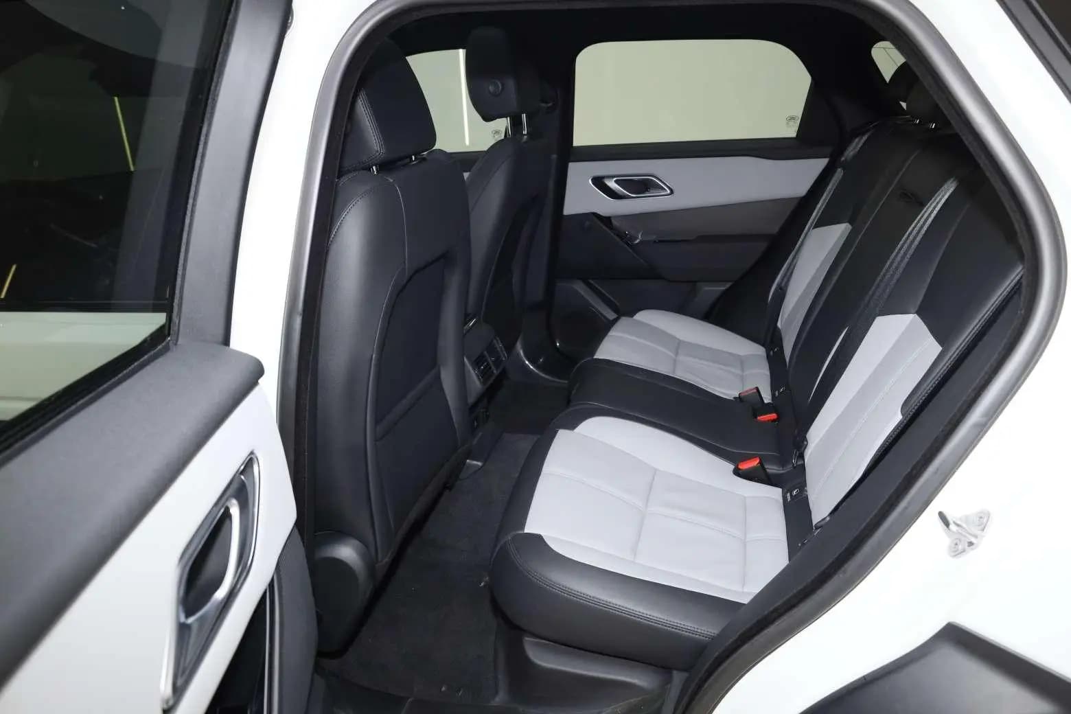 Land Rover Range Rover Velar 2024 г. 26742 км. — фото 26
