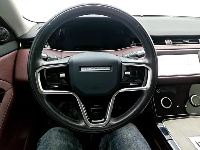 Land Rover Range Rover Evoque 2022 г. 43305 км. — фото 16
