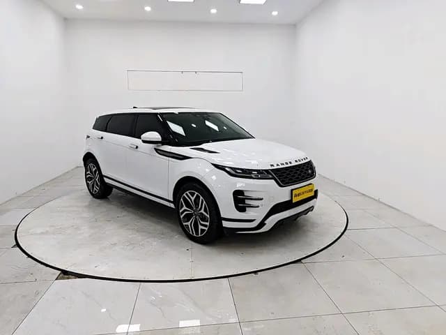 Land Rover Range Rover Evoque 2022 г. 43305 км. — фото 3