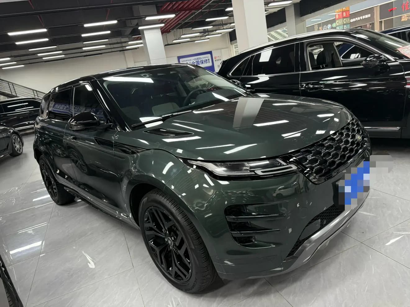 Land Rover Range Rover Evoque 2022 г. 26007 км. — фото 3