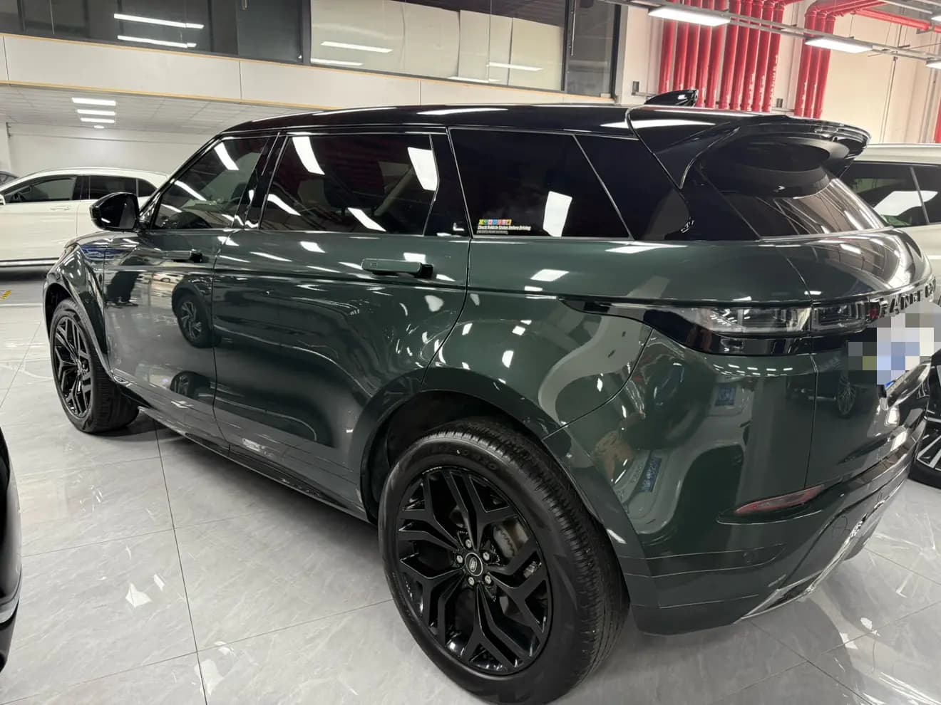 Land Rover Range Rover Evoque 2022 г. 26007 км. — фото 4