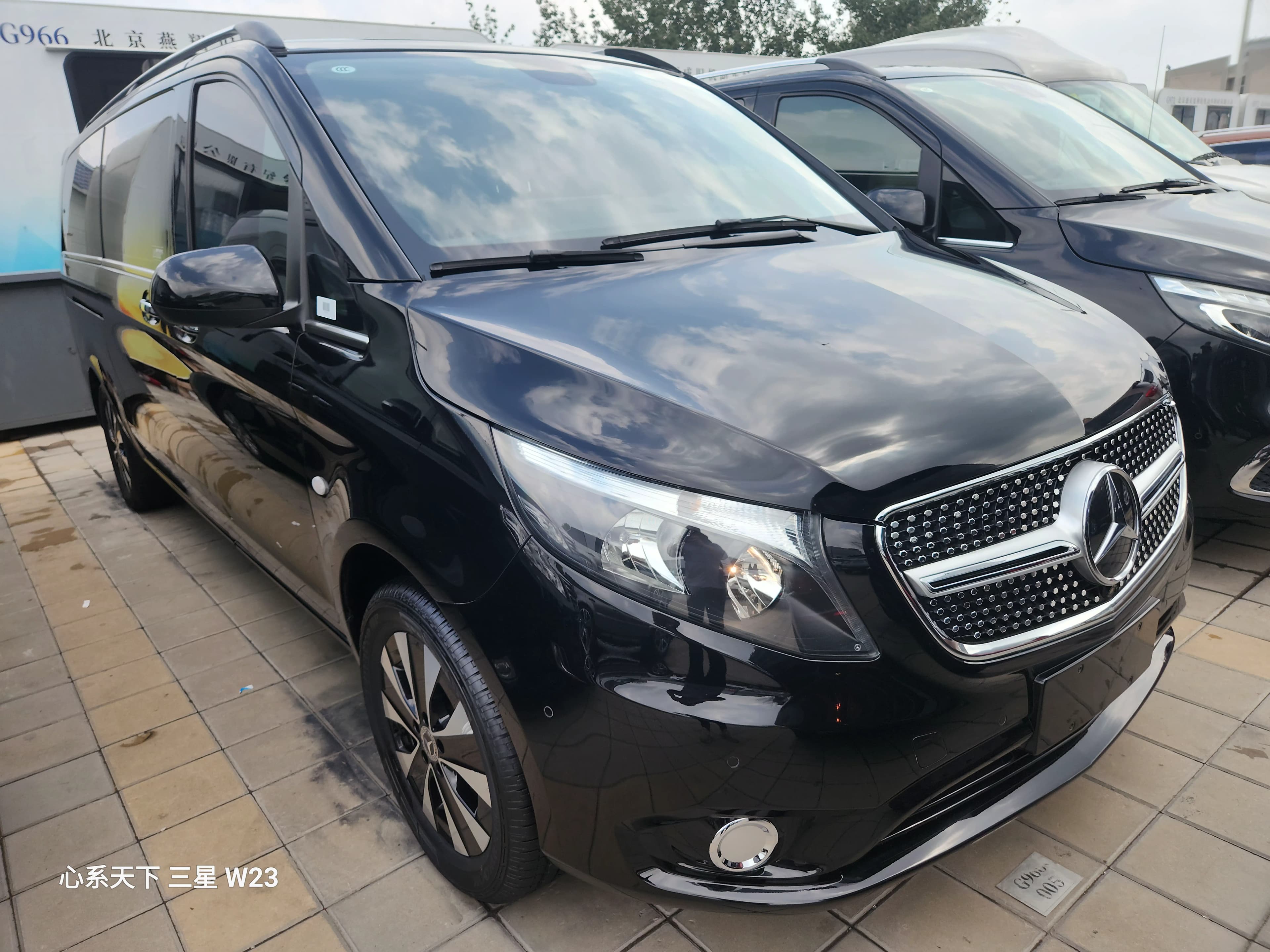 Mercedes-Benz Vito 2023 г. 40076 км. — фото 2