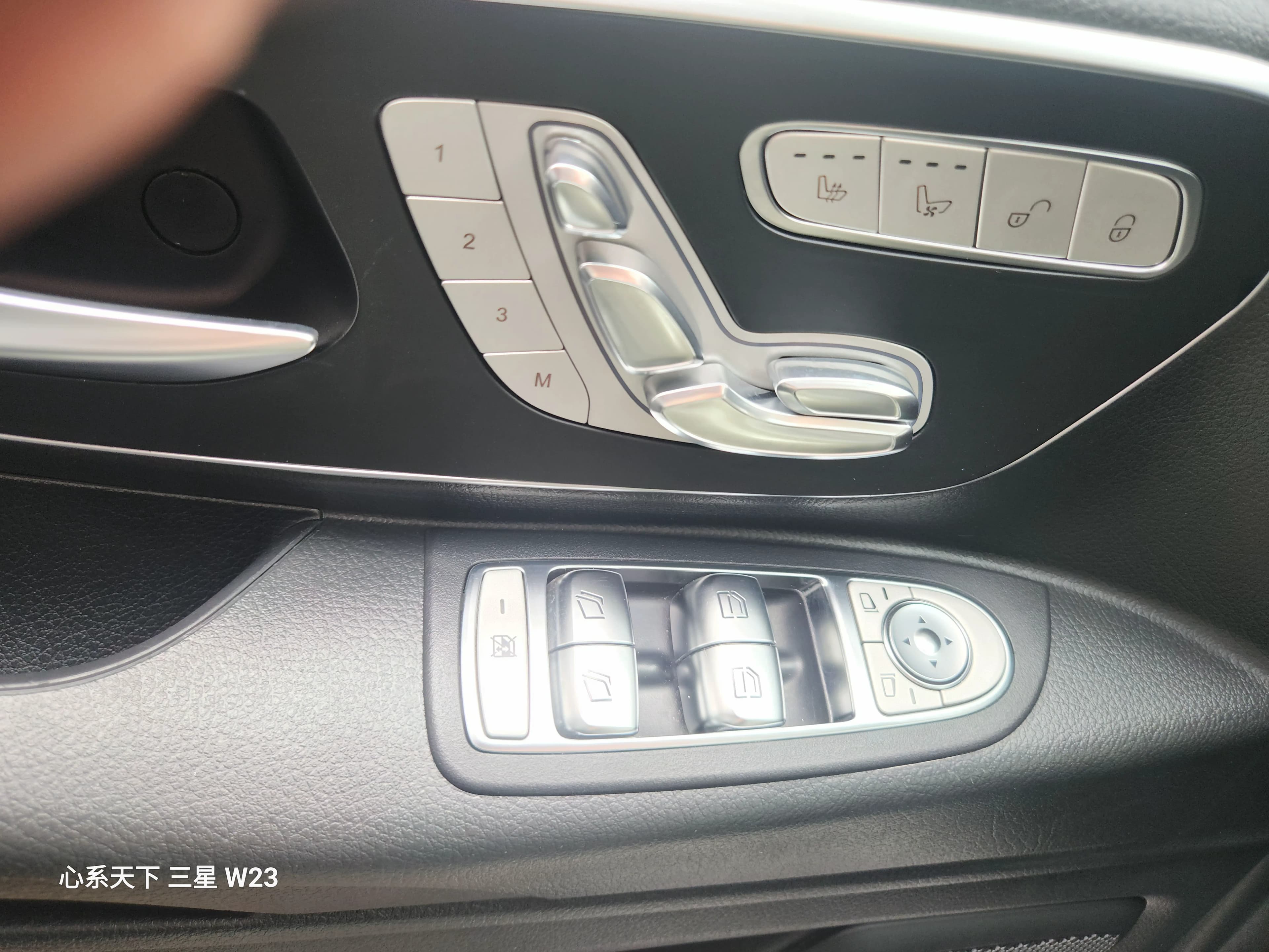 Mercedes-Benz Vito 2023 г. 40076 км. — фото 13