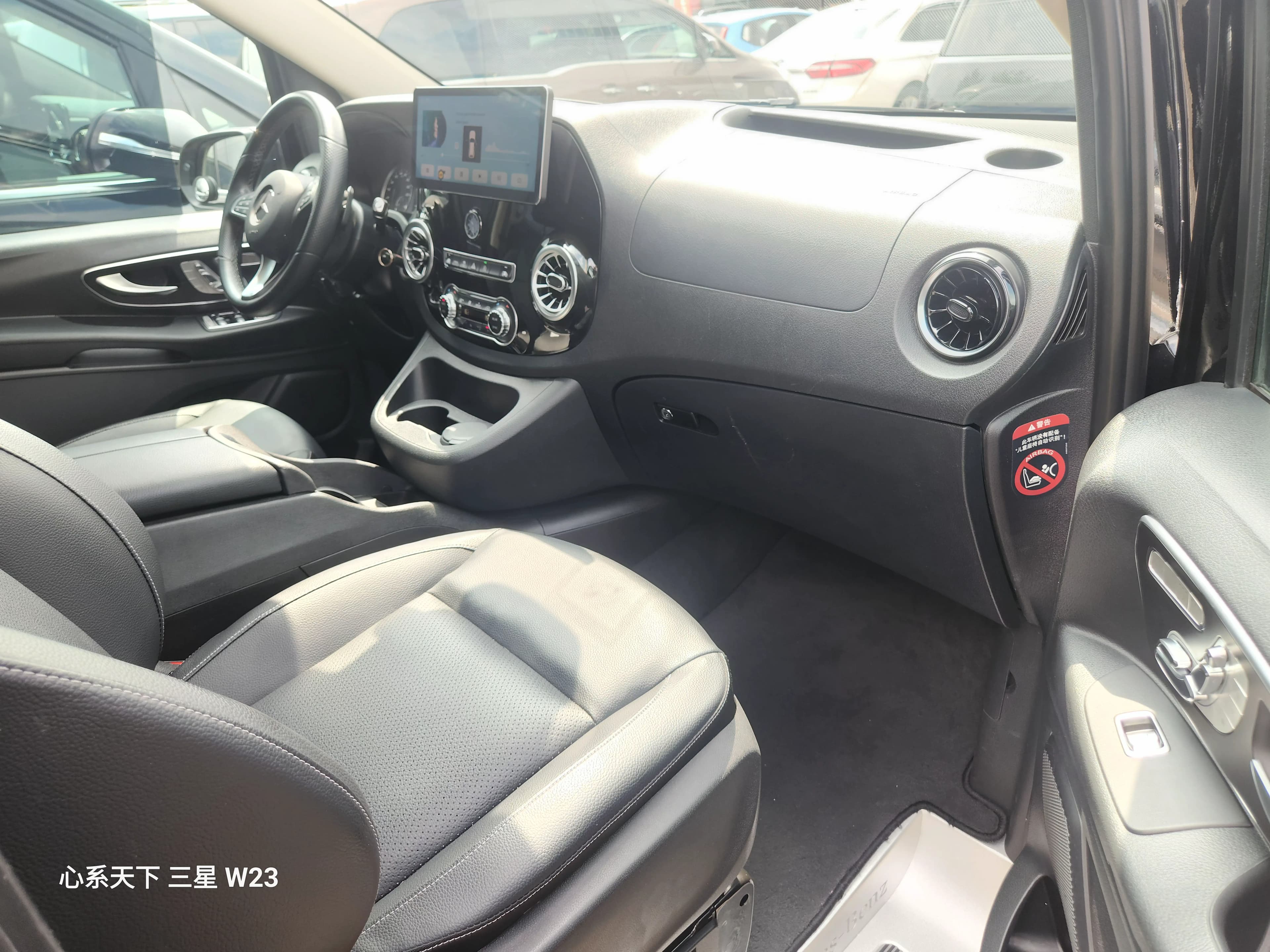 Mercedes-Benz Vito 2023 г. 40076 км. — фото 5