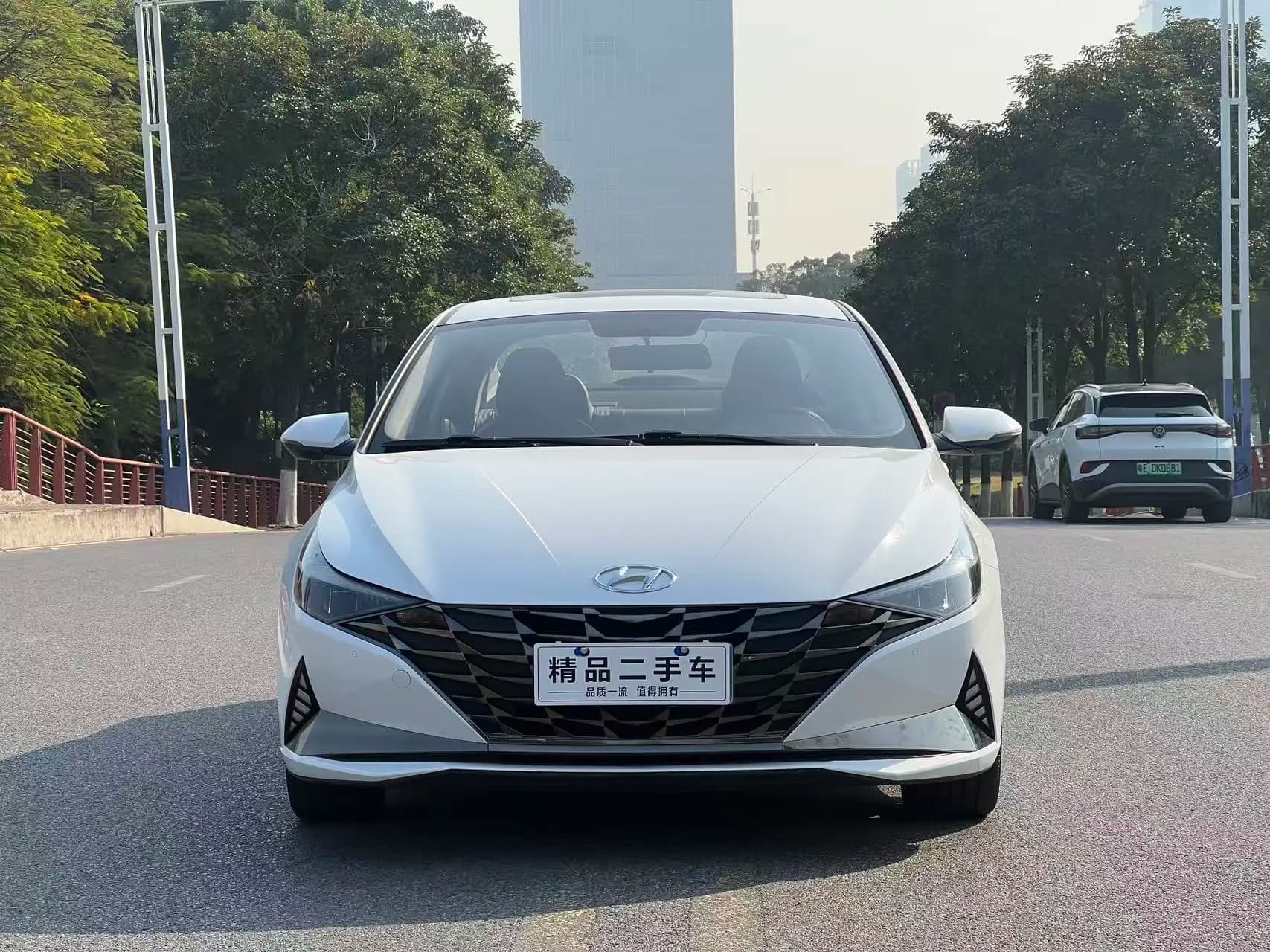 Hyundai Elantra 2022 г. 74020 км. — фото 2