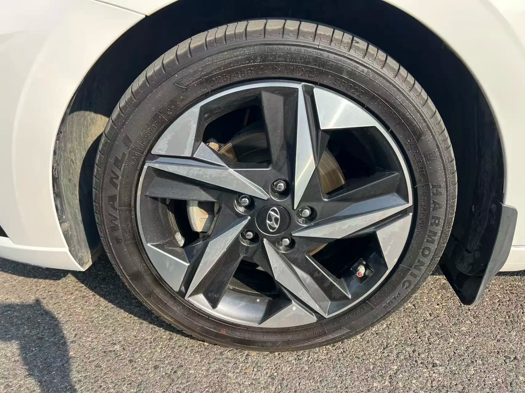 Hyundai Elantra 2022 г. 74020 км. — фото 11