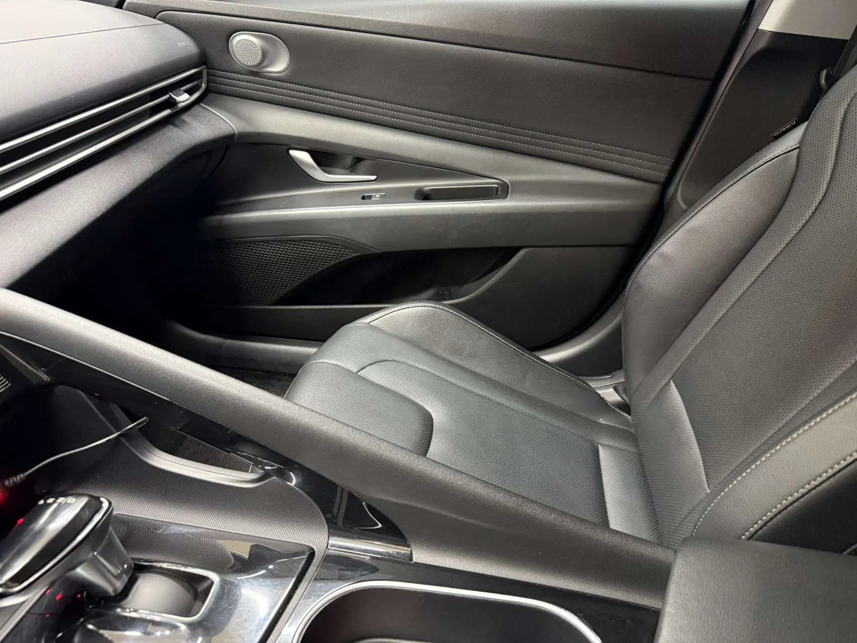 Hyundai Elantra 2021 г. 37018 км. — фото 12