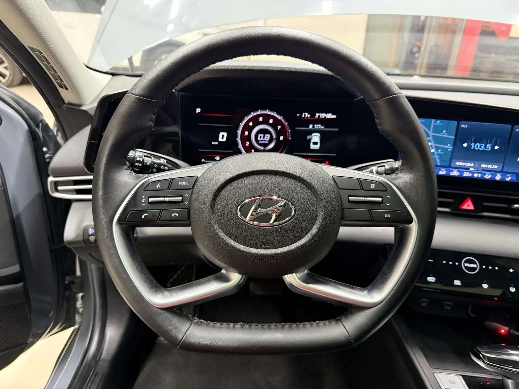 Hyundai Elantra 2021 г. 37018 км. — фото 16
