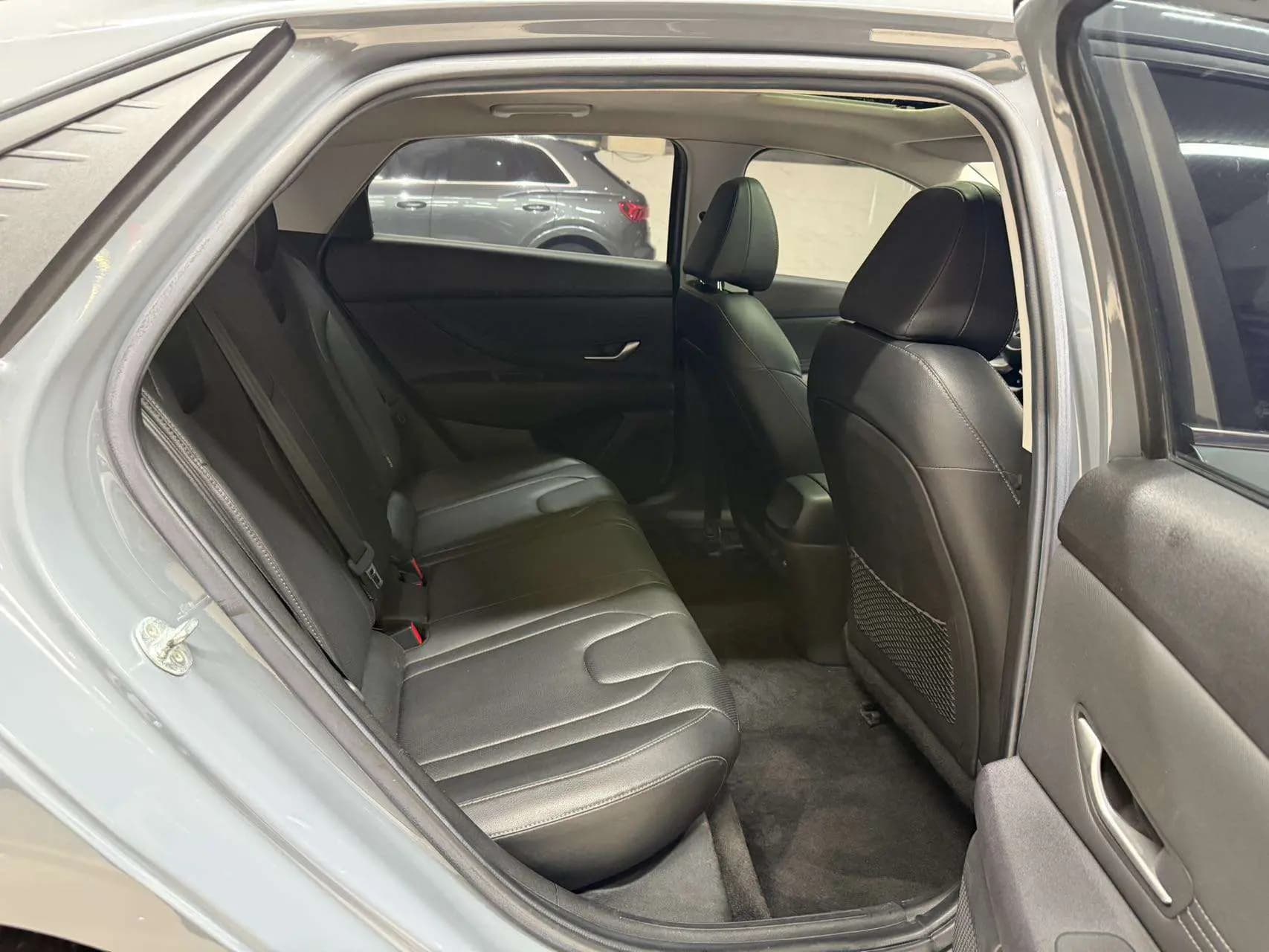 Hyundai Elantra 2021 г. 37018 км. — фото 23