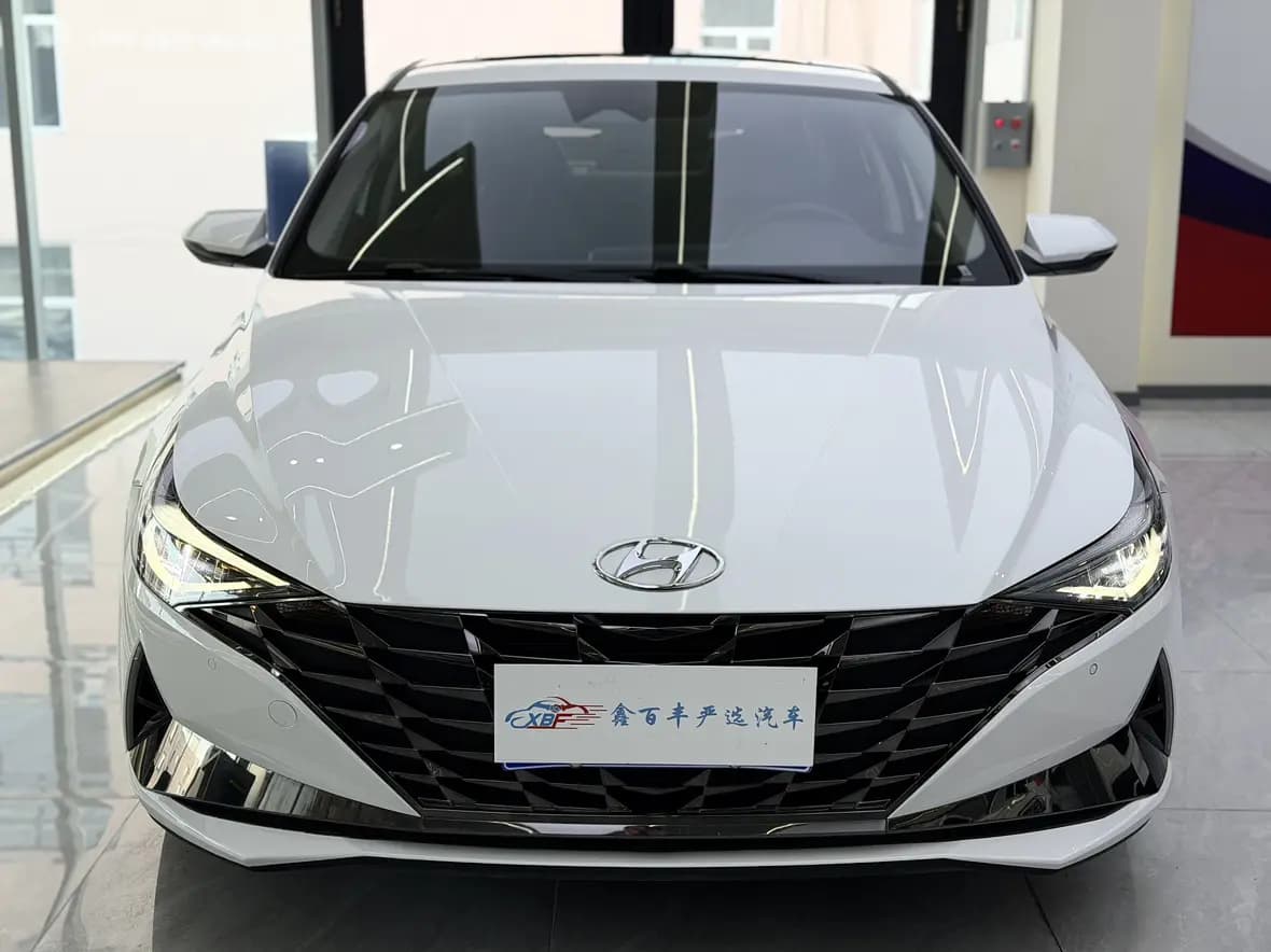 Hyundai Elantra 2022 г. 22017 км. — фото 2