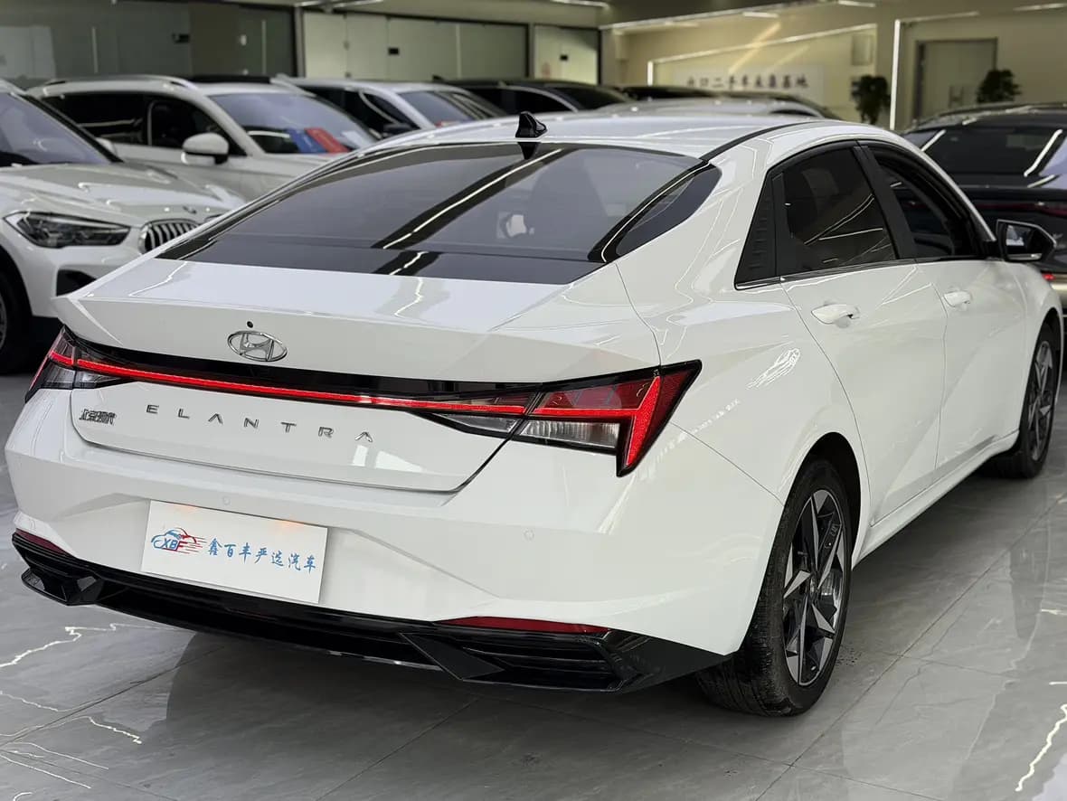 Hyundai Elantra 2022 г. 22017 км. — фото 6