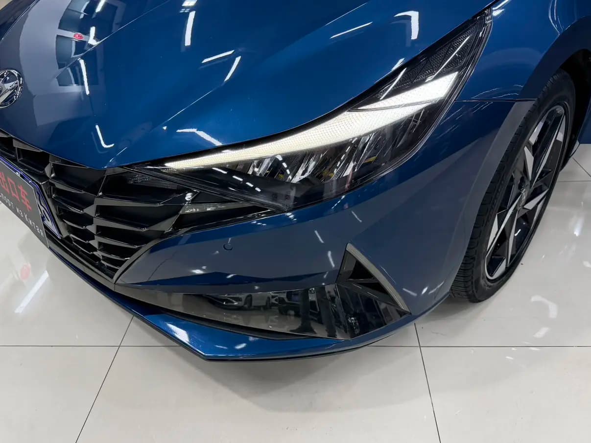 Hyundai Elantra 2022 г. 66015 км. — фото 9