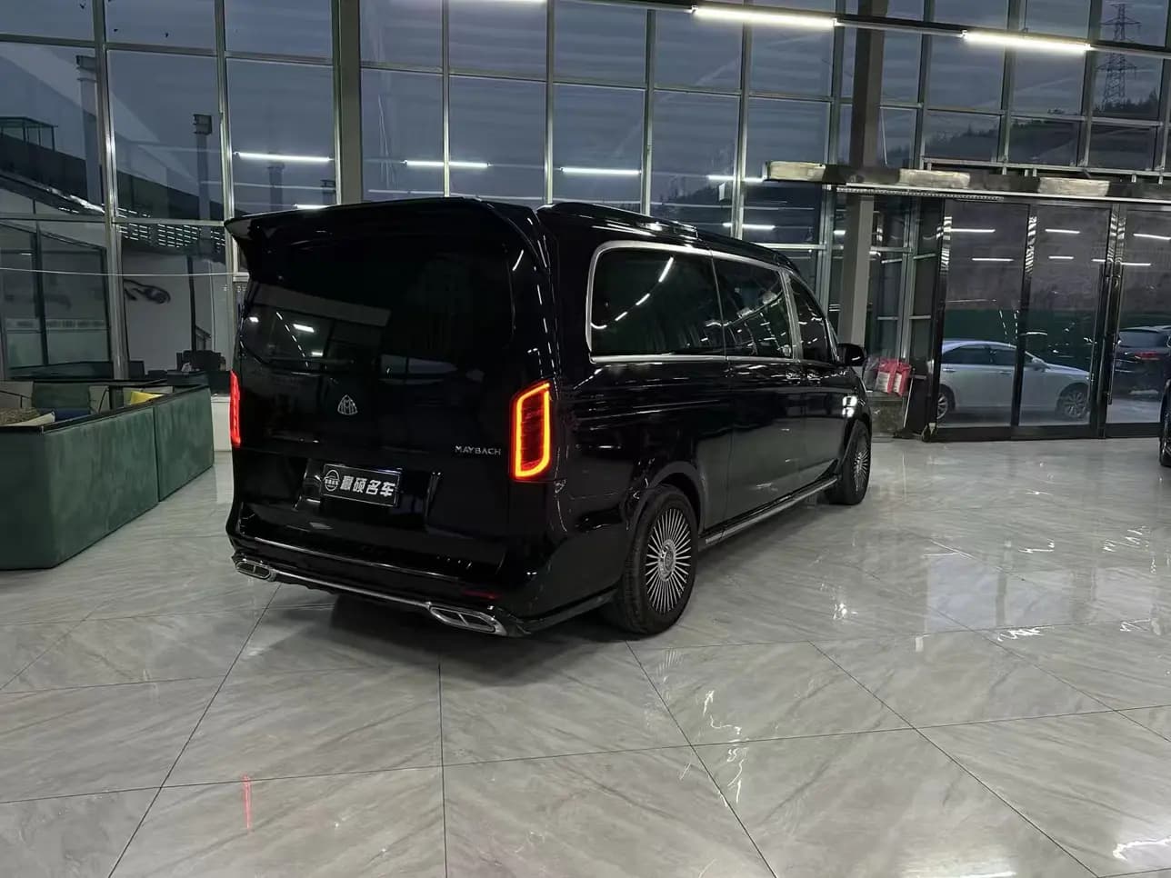 Mercedes-Benz Vito 2023 г. 80077 км. — фото 3