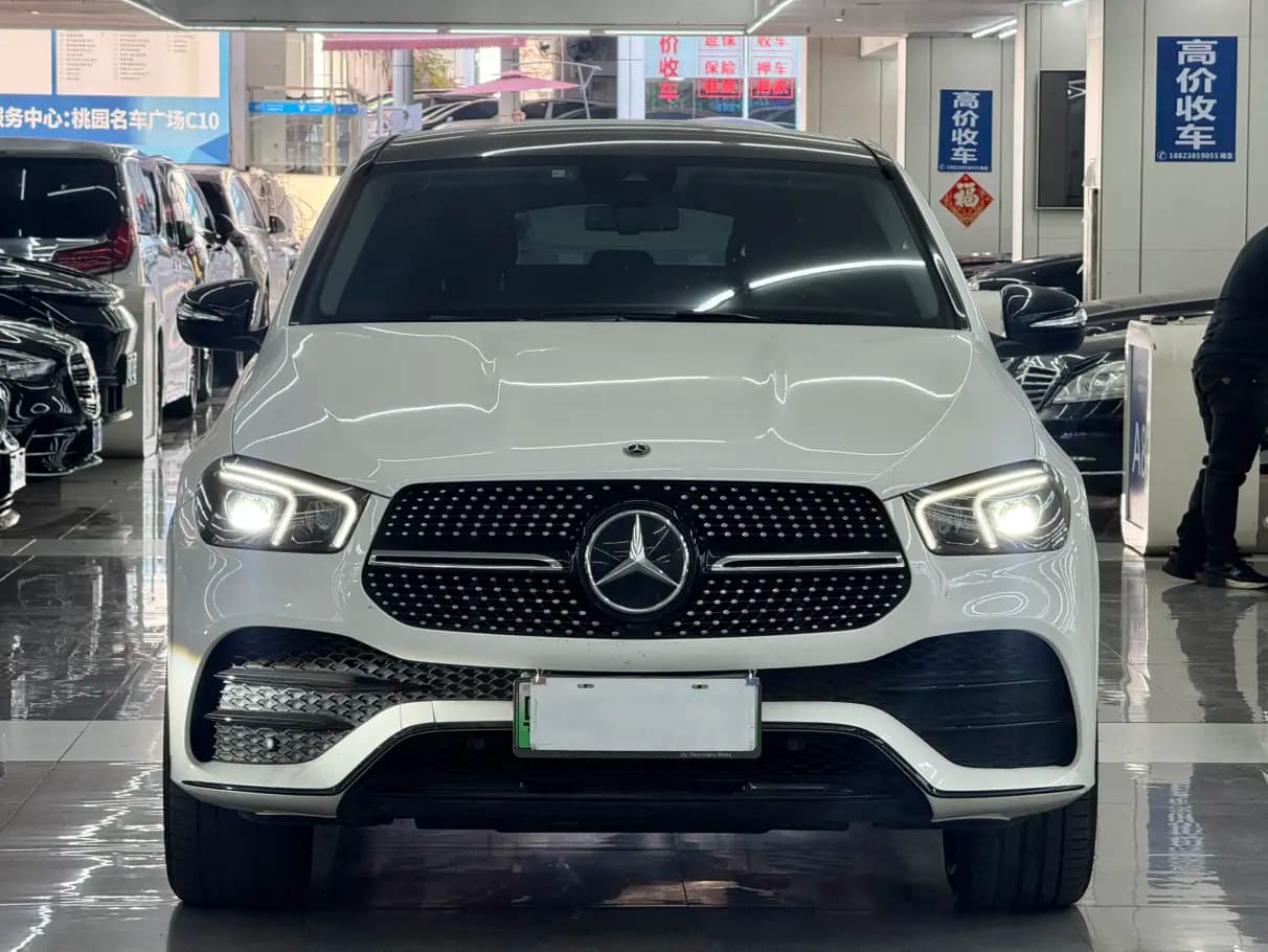 Mercedes-Benz GLE Coupe PHEV 2021 г. 39061 км. — фото 2