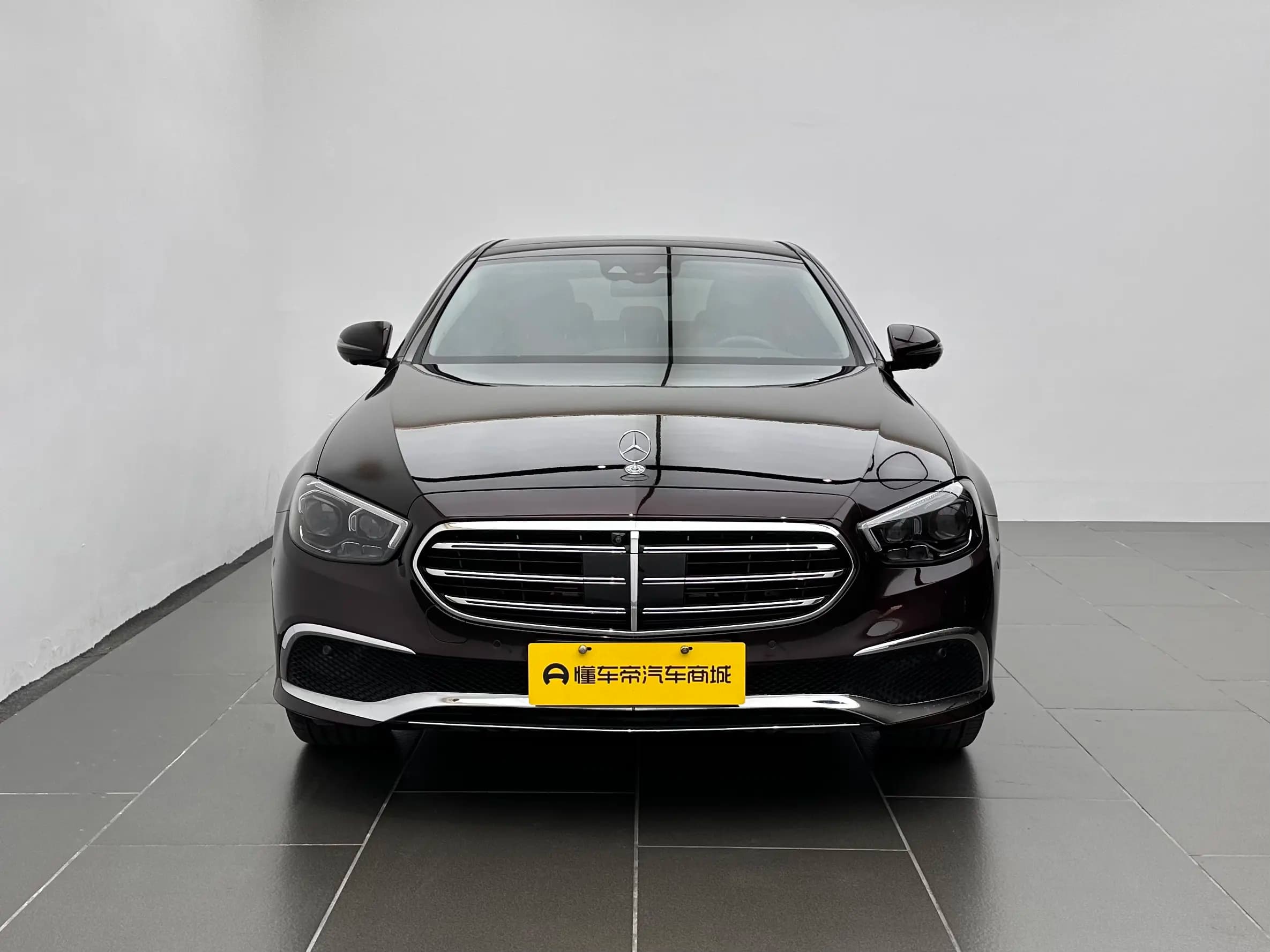 Mercedes-Benz E-Class 2021 г. 48196 км. — фото 2