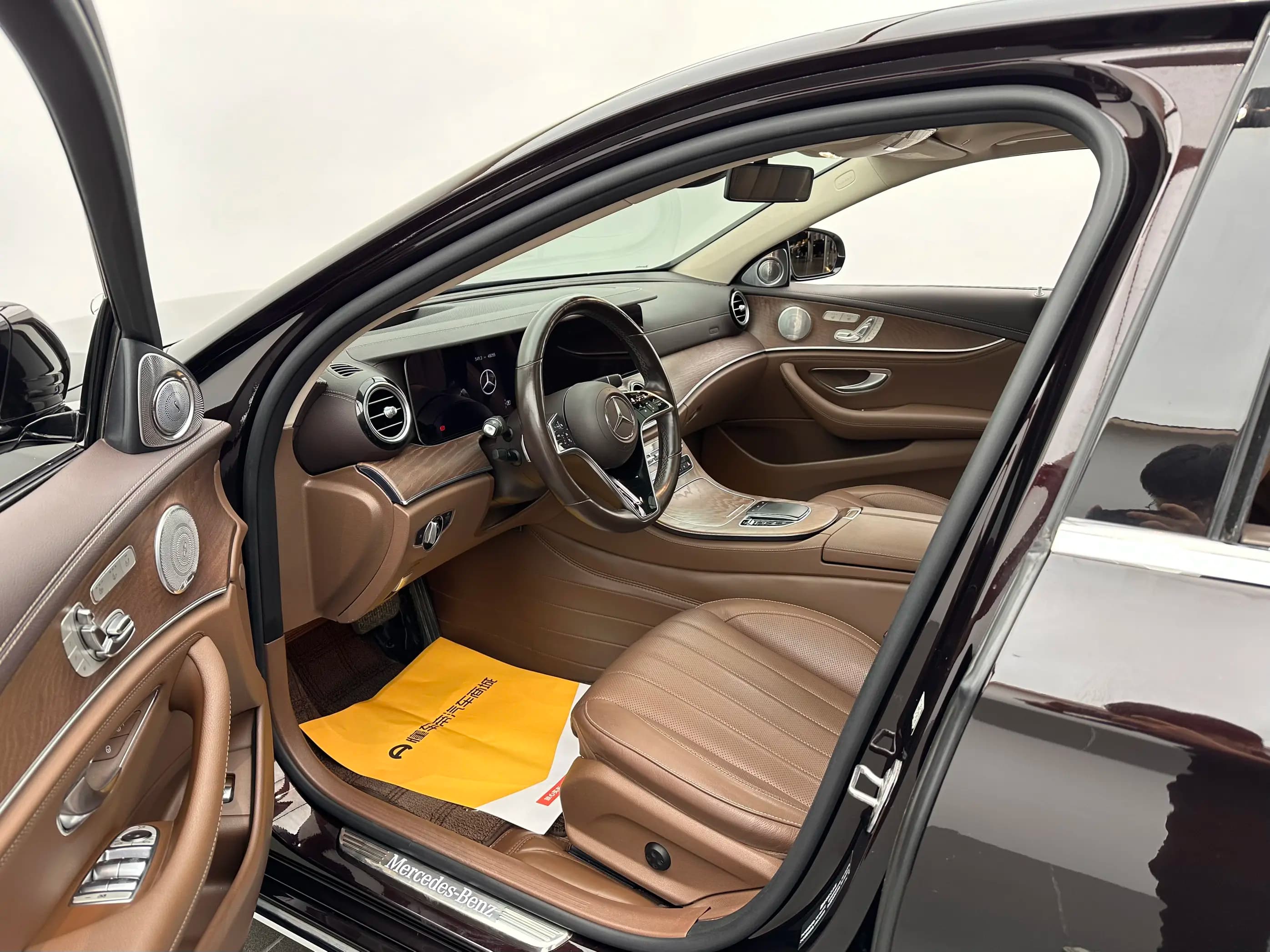 Mercedes-Benz E-Class 2021 г. 48196 км. — фото 17