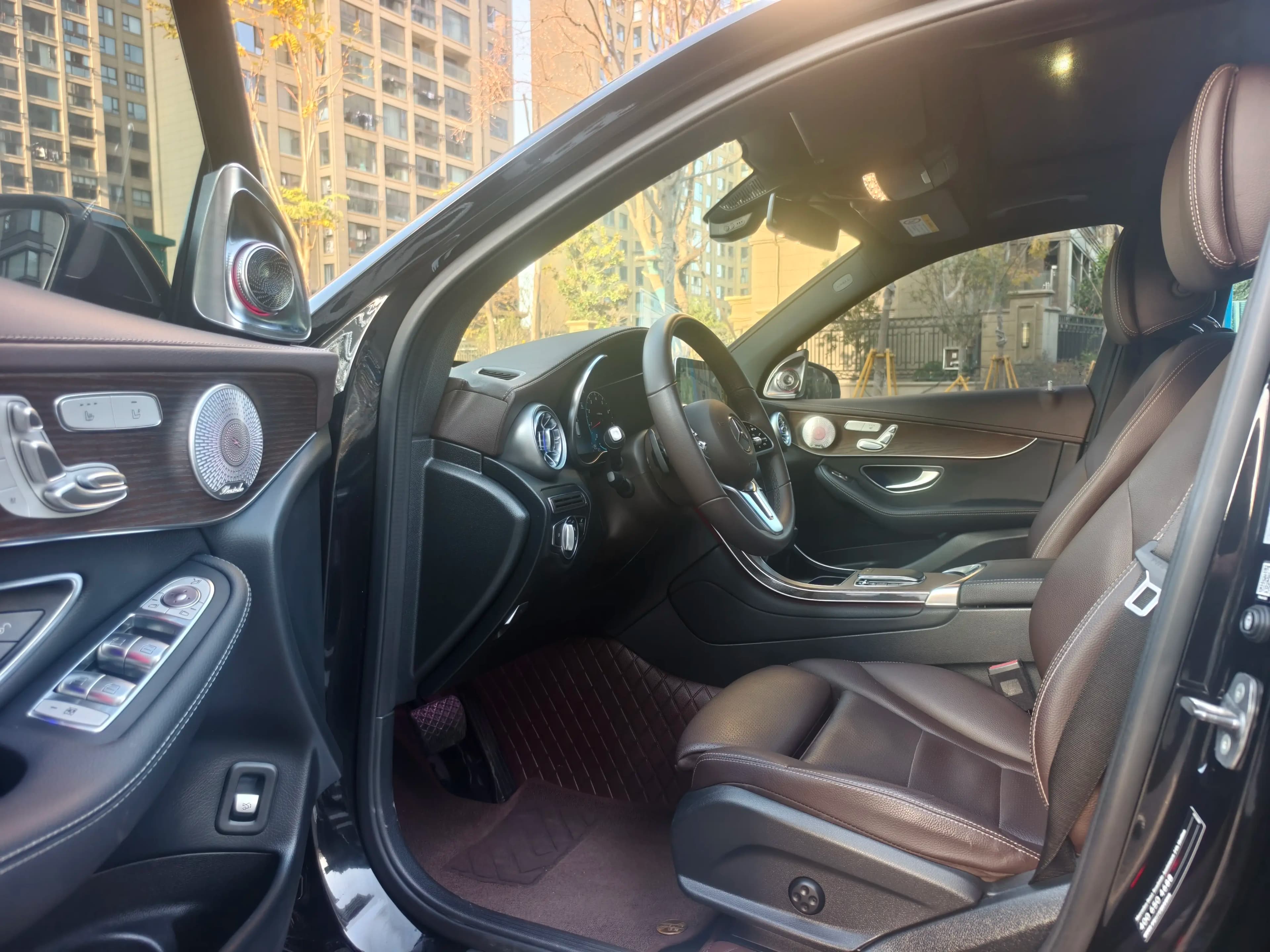Mercedes-Benz GLC 2023 г. 48116 км. — фото 11
