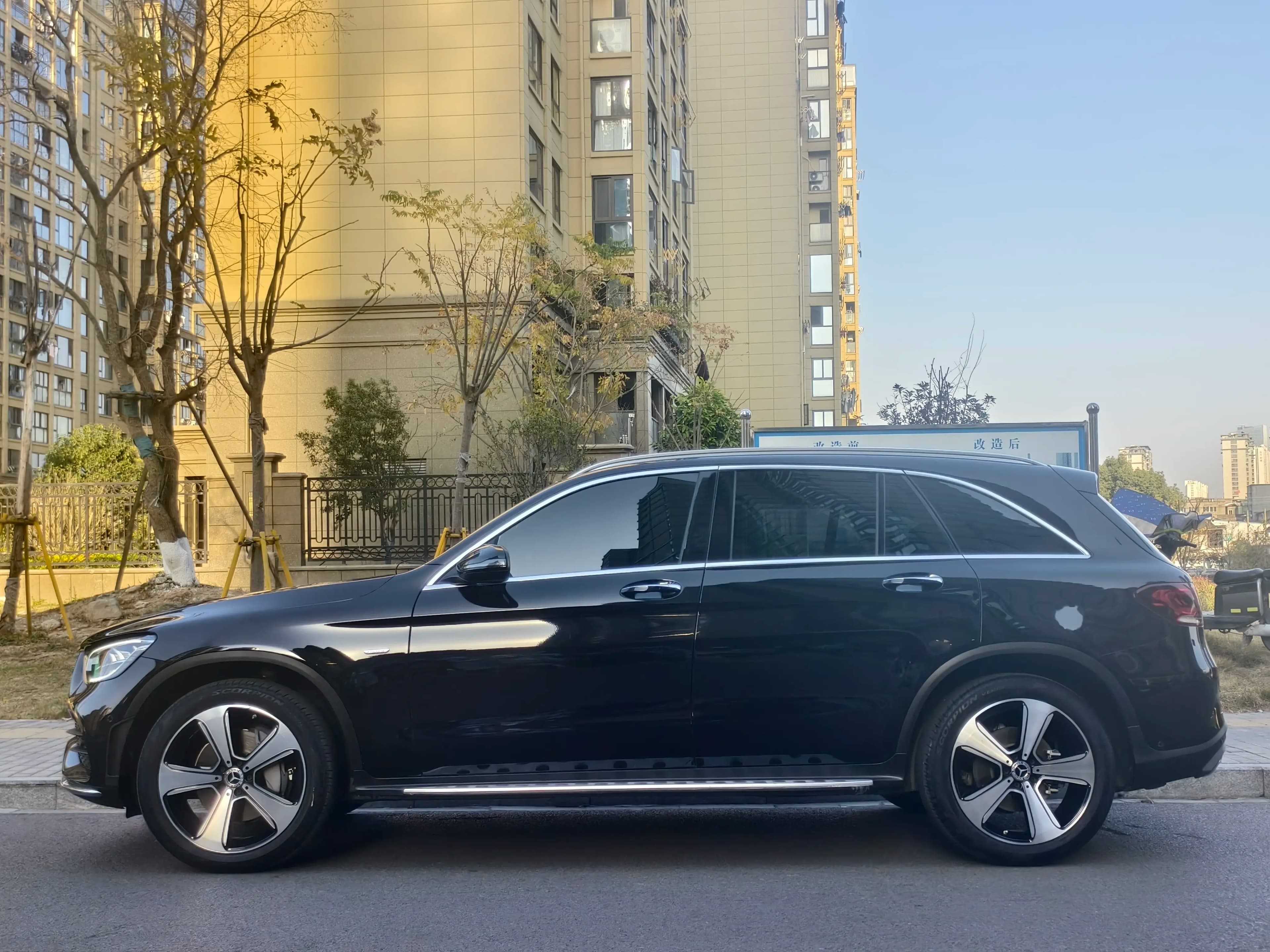 Mercedes-Benz GLC 2023 г. 48116 км. — фото 4