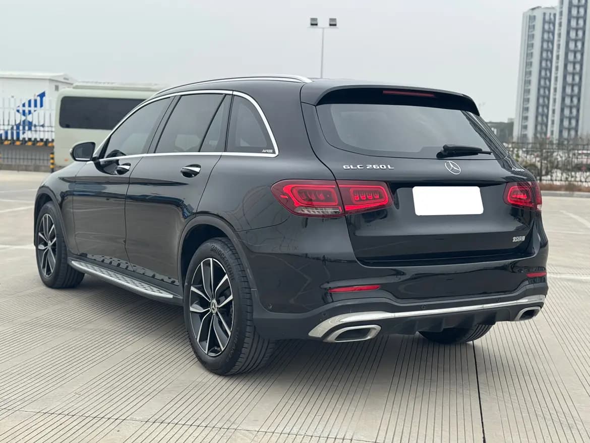 Mercedes-Benz GLC 2022 г. 40115 км. — фото 4