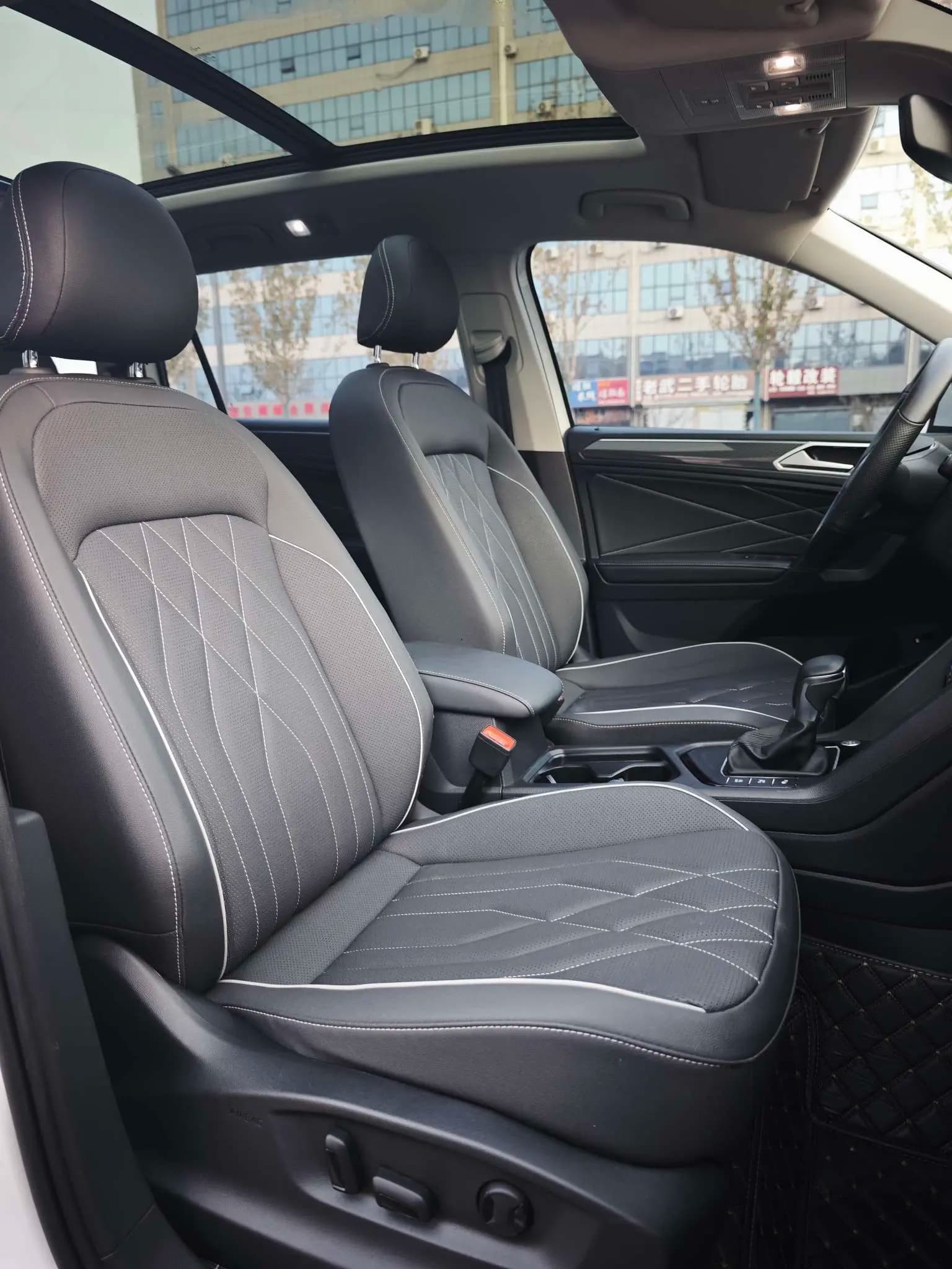 Volkswagen Tiguan L 2023 г. 26121 км. — фото 11